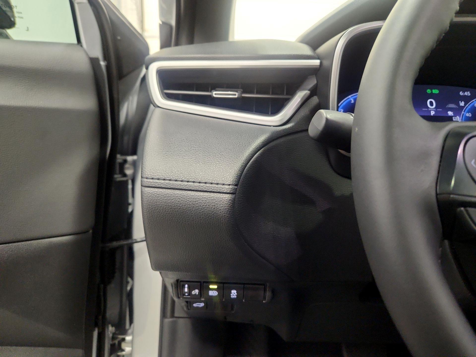 Thumbnail: 2026 Toyota Corolla Cross - 13