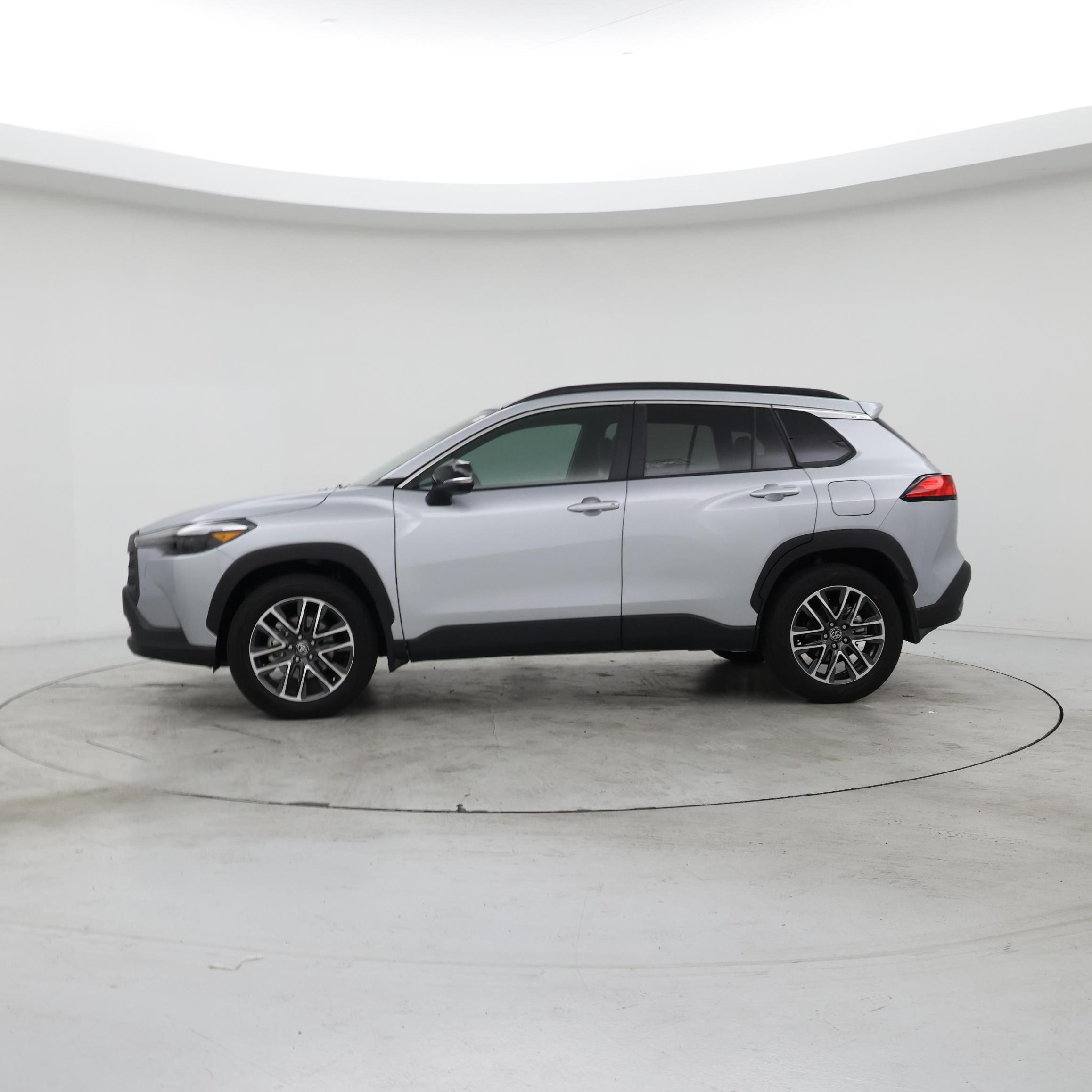 Thumbnail: 2026 Toyota Corolla Cross - 3