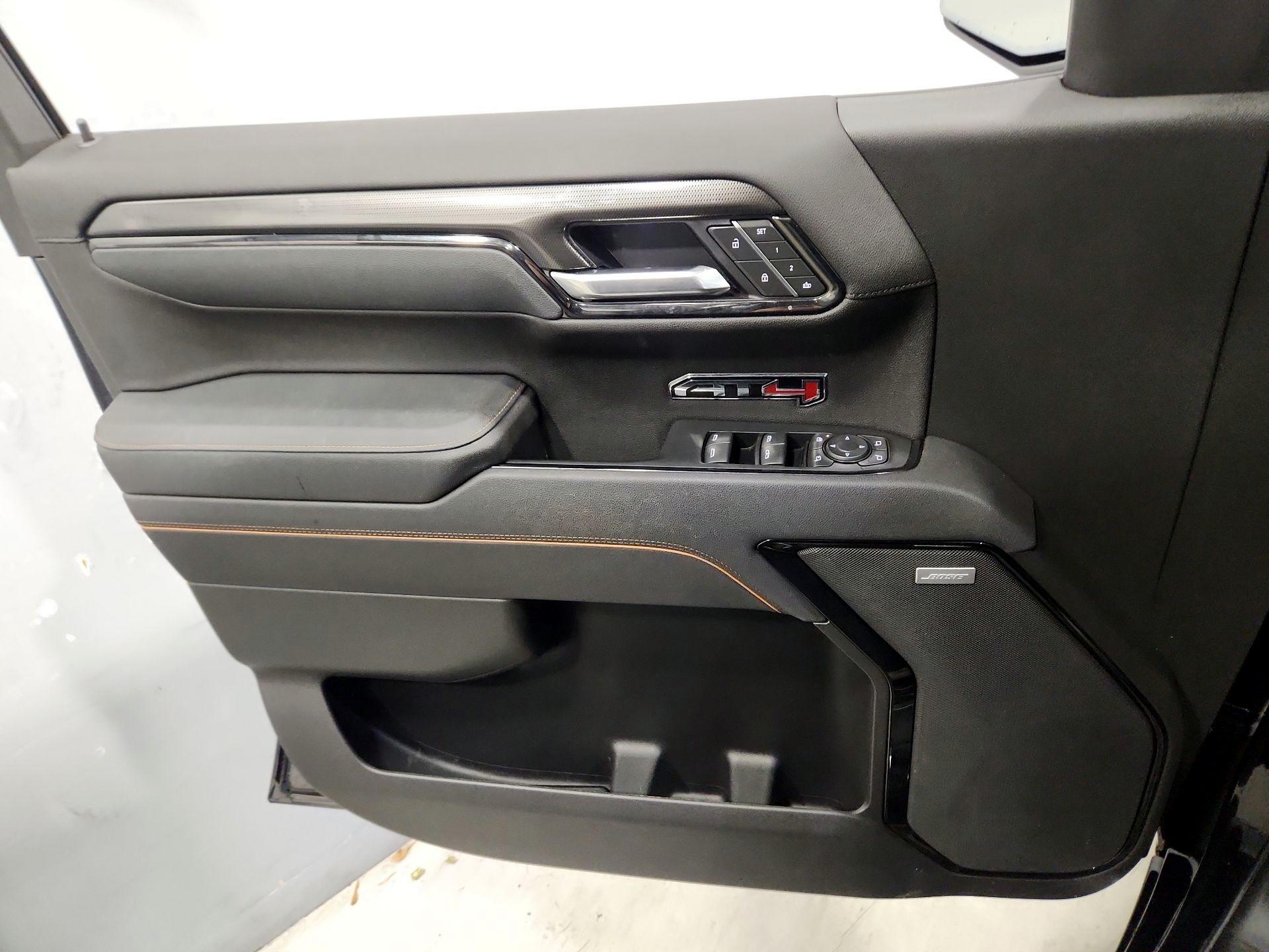 Thumbnail: 2025 GMC Sierra 1500 - 12