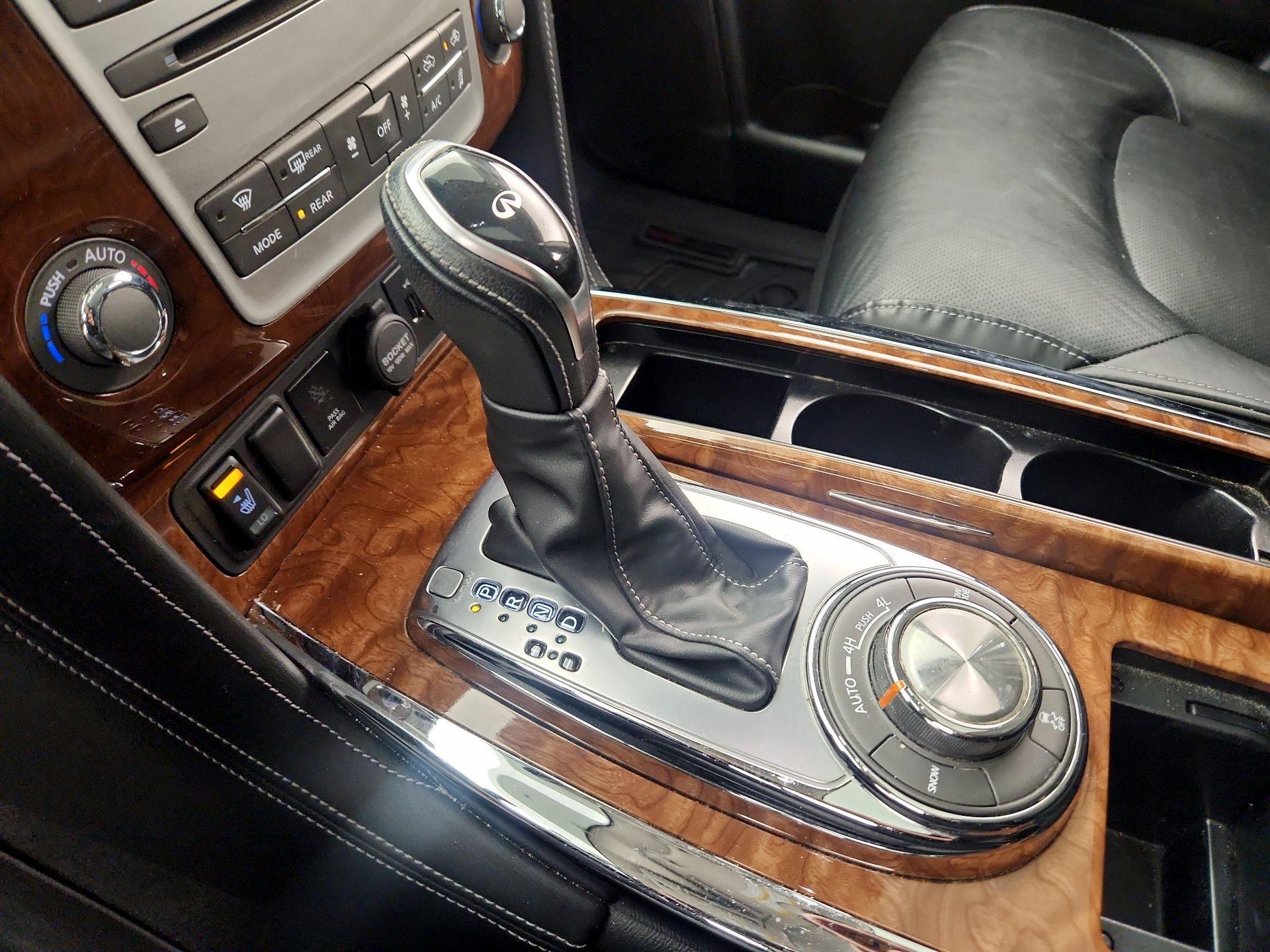 Thumbnail: 2019 INFINITI QX80 - 18