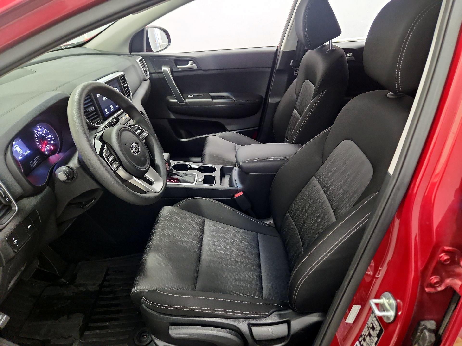 Thumbnail: 2020 Kia Sportage - 11