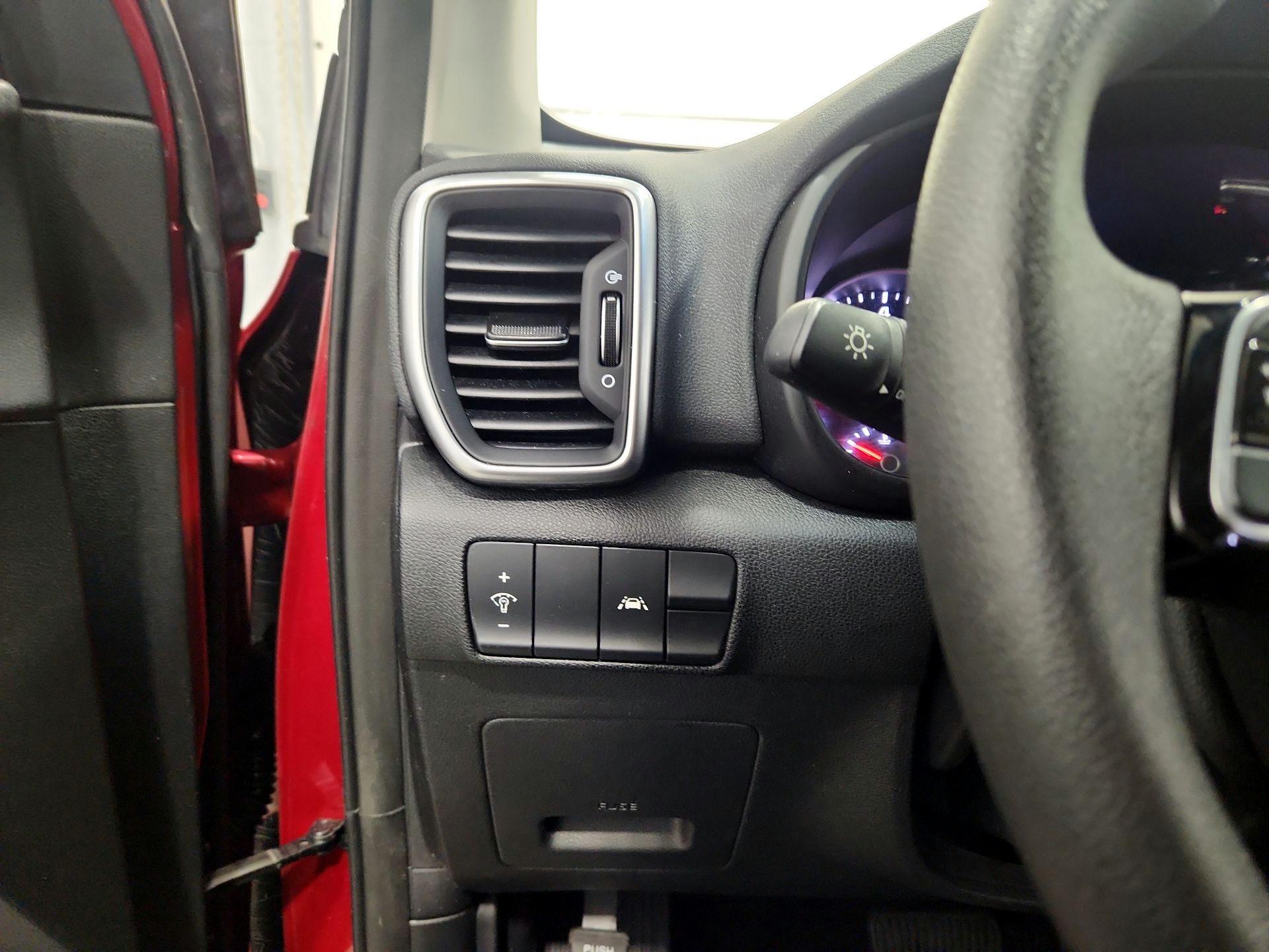 Thumbnail: 2020 Kia Sportage - 13