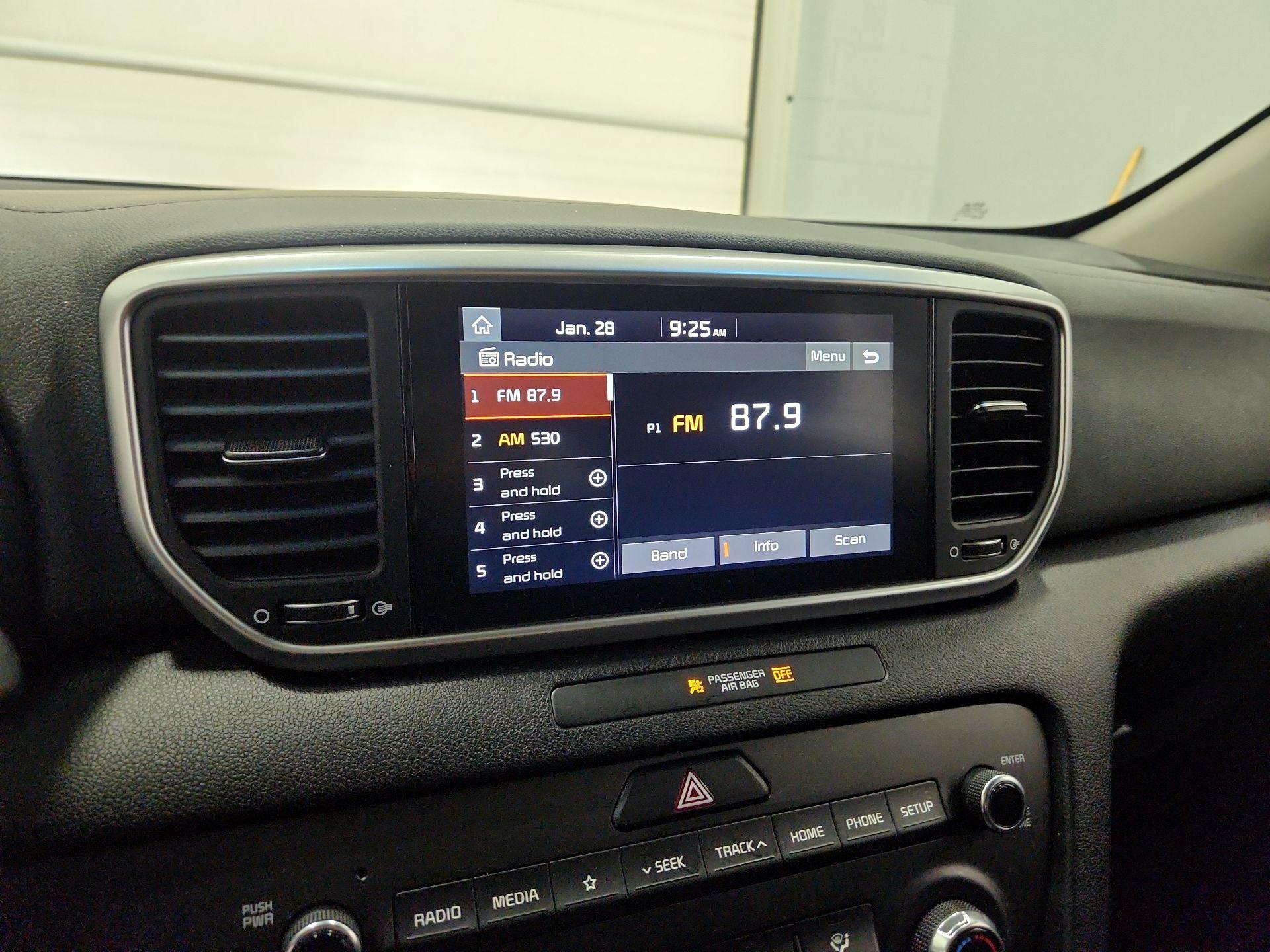 Thumbnail: 2020 Kia Sportage - 15