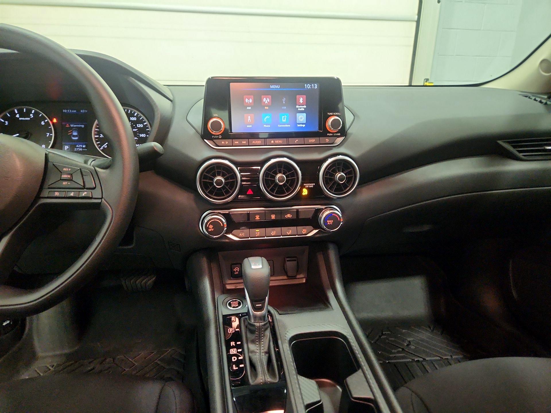 Thumbnail: 2025 Nissan Sentra - 9