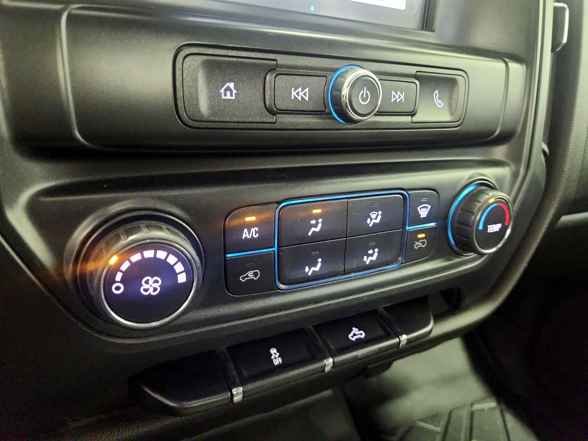 Thumbnail: 2019 Chevrolet Silverado 1500 - 16