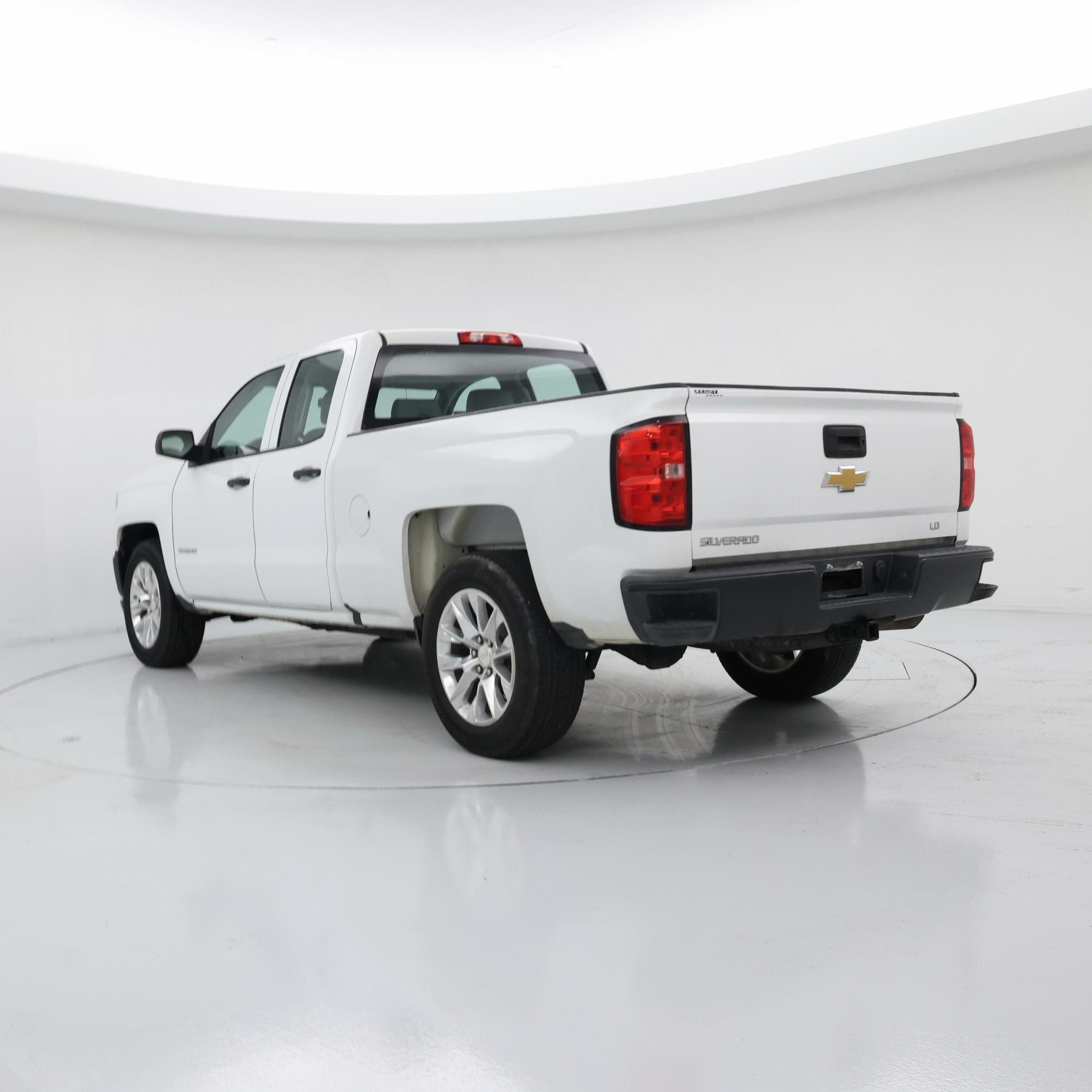 Thumbnail: 2019 Chevrolet Silverado 1500 - 2