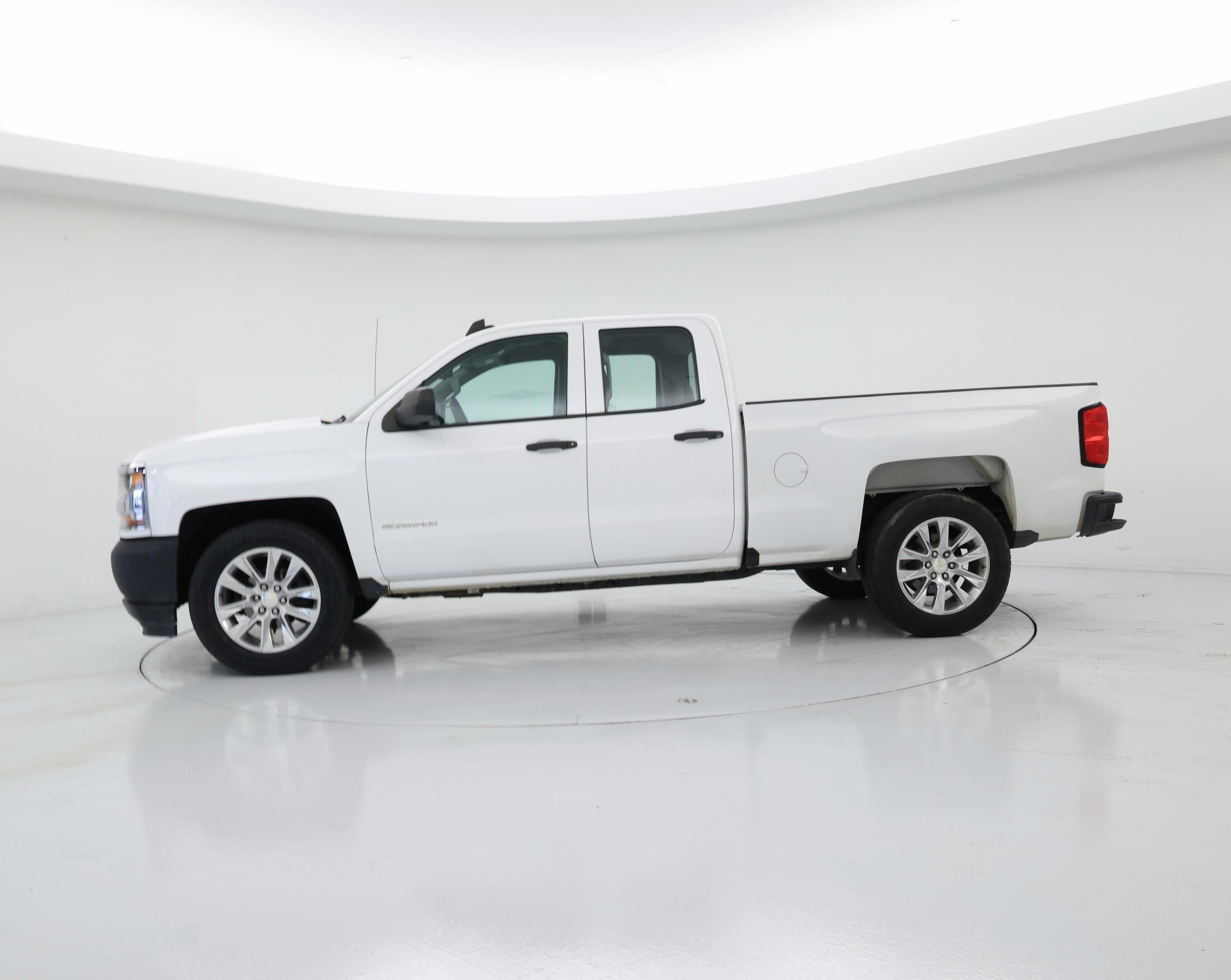 Thumbnail: 2019 Chevrolet Silverado 1500 - 3