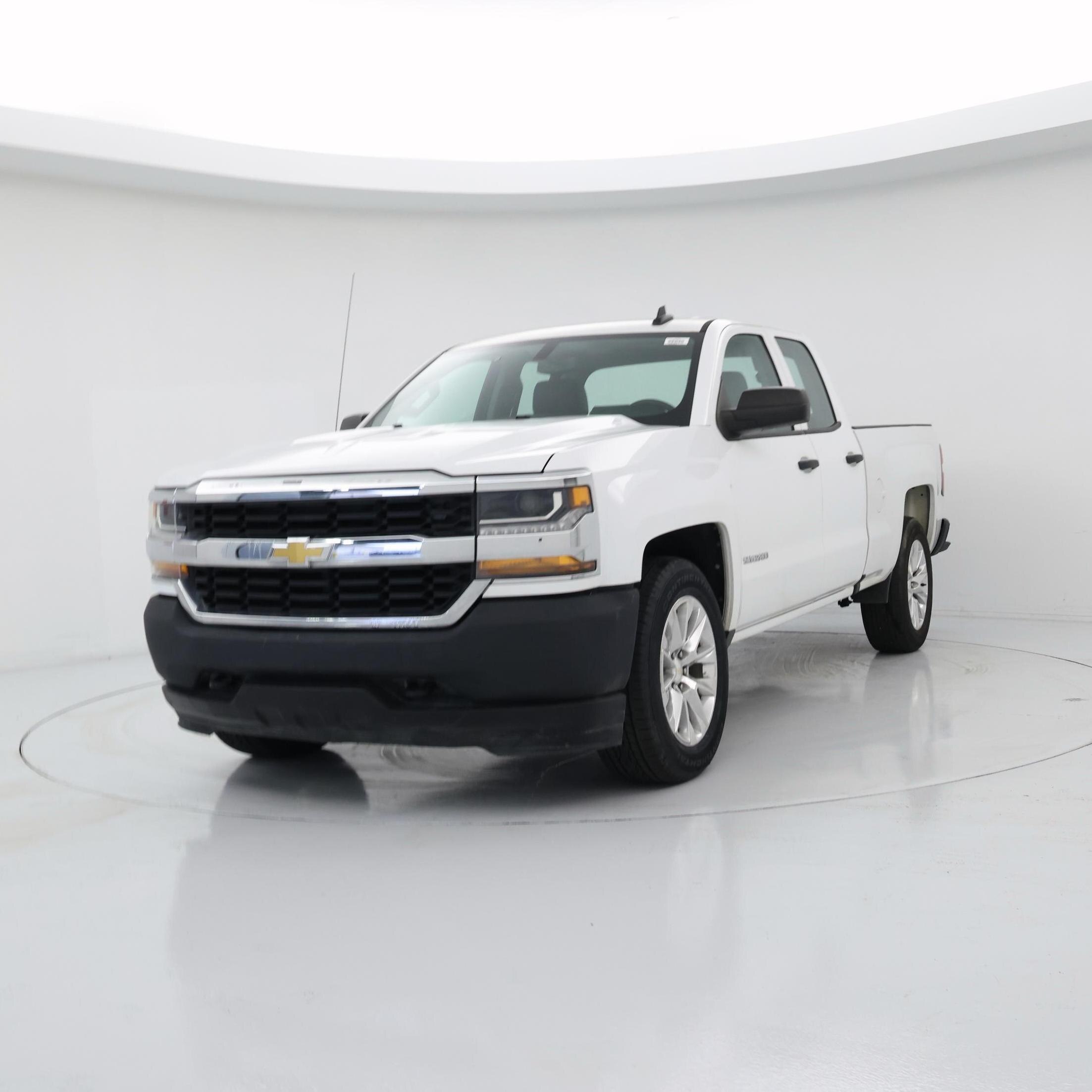 Thumbnail: 2019 Chevrolet Silverado 1500 - 4