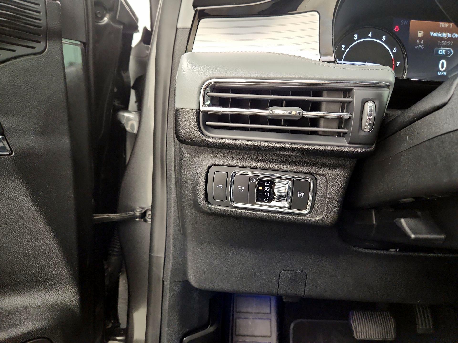 Thumbnail: 2020 Lincoln Corsair - 11