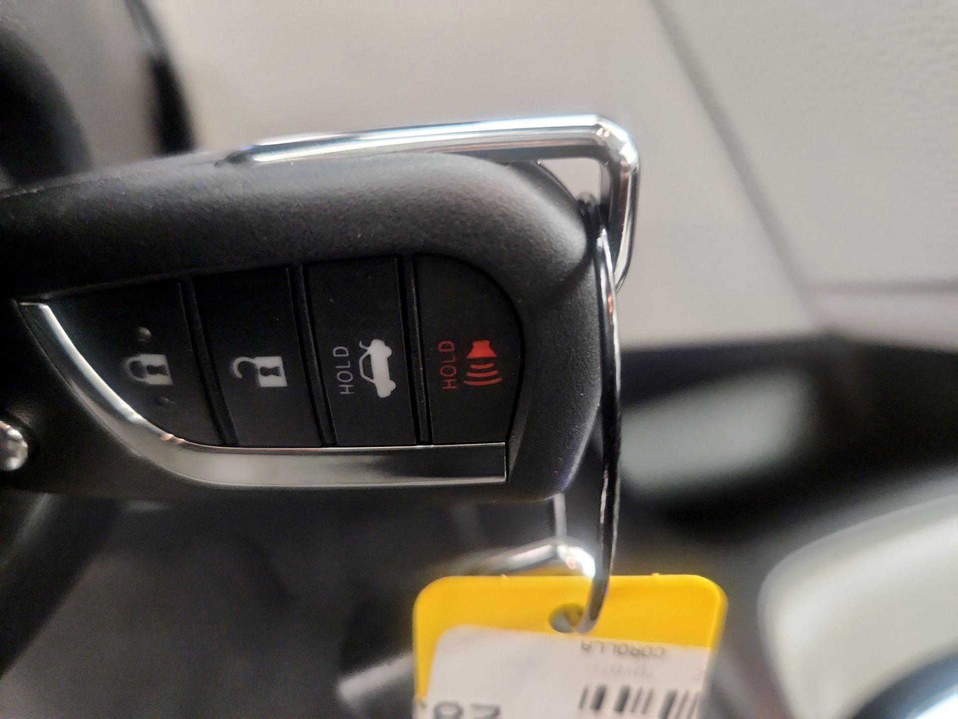 Thumbnail: 2022 Toyota Corolla - 20