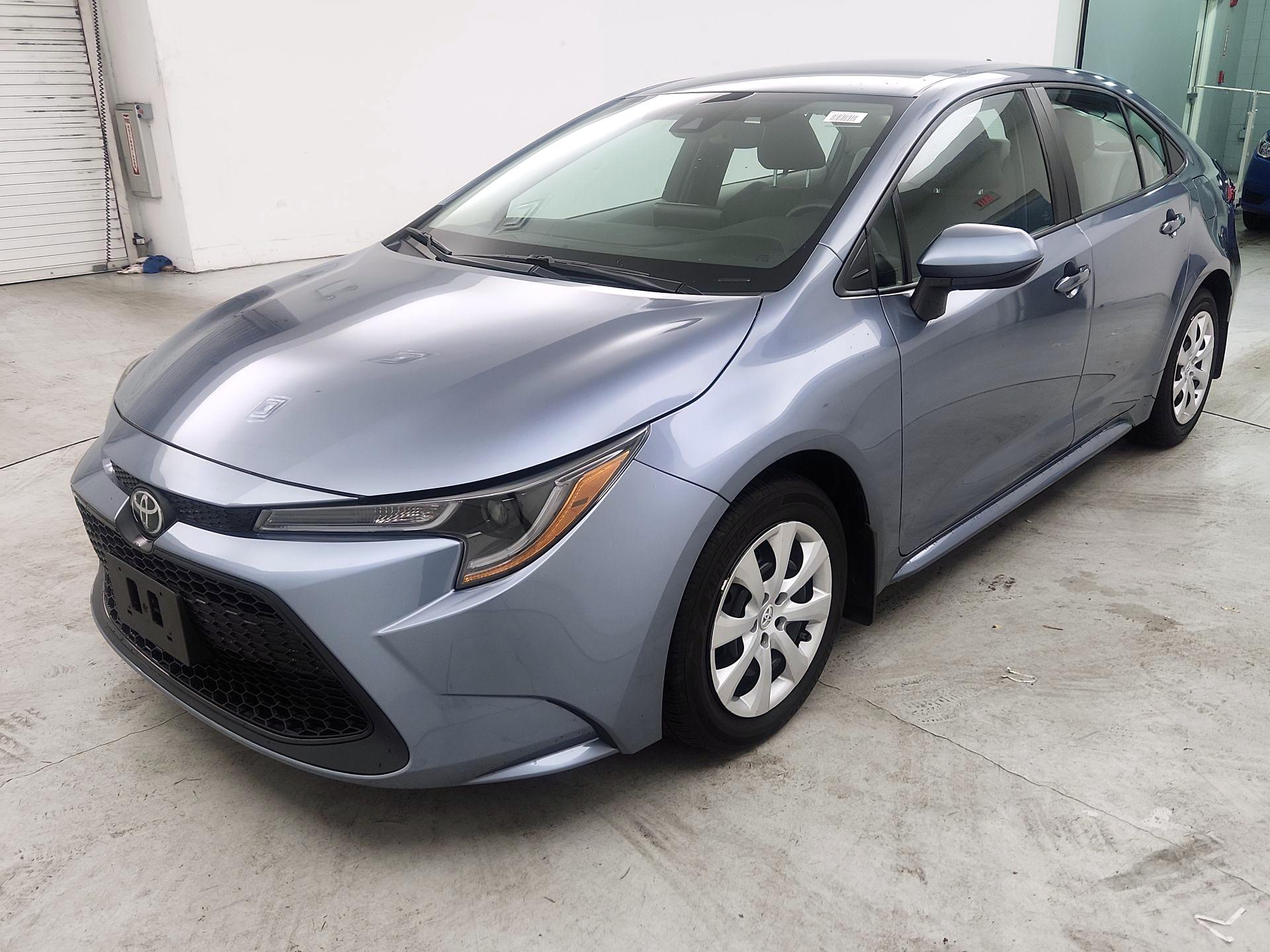 Thumbnail: 2022 Toyota Corolla - 3