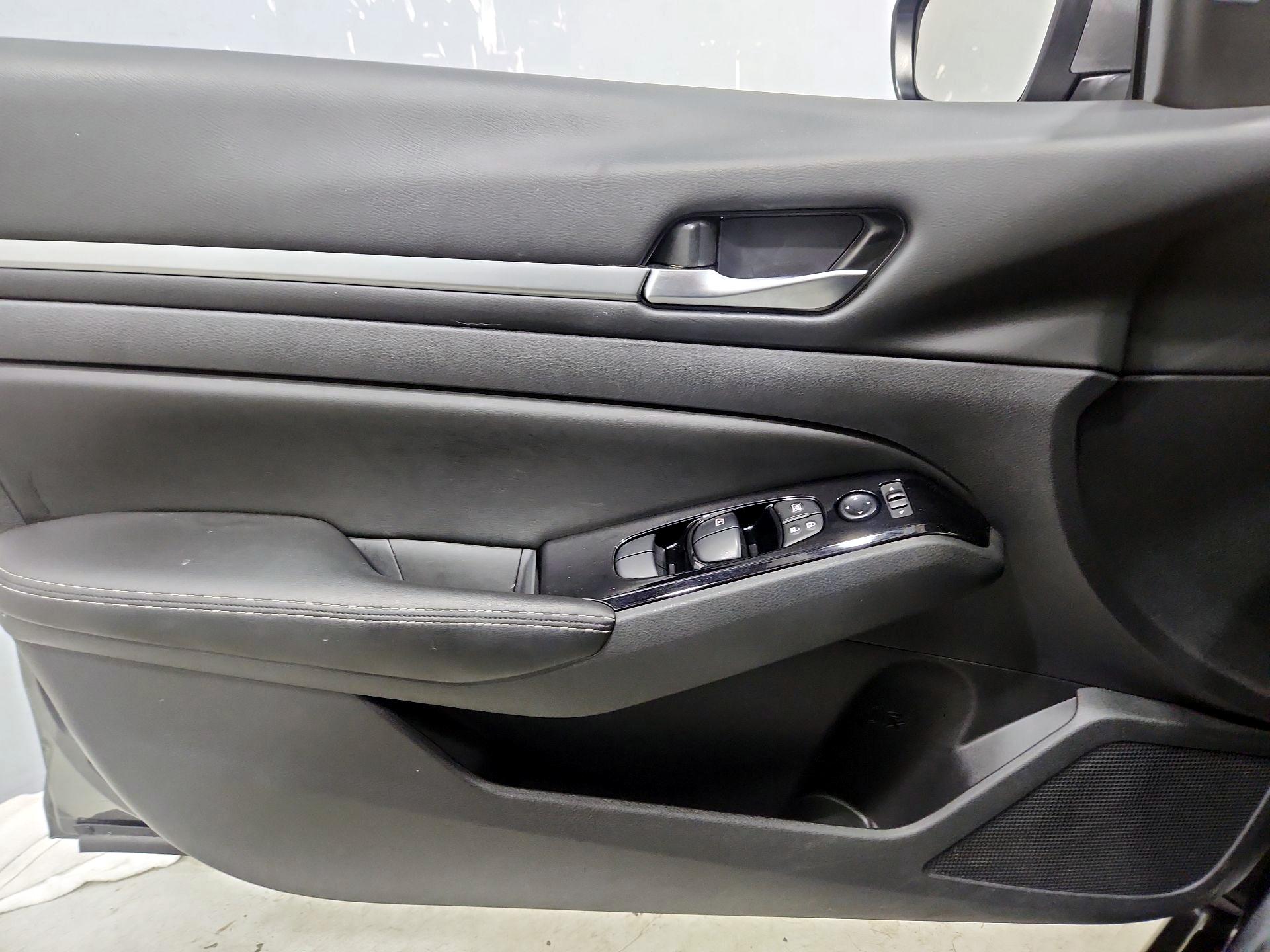 Thumbnail: 2023 Nissan Altima - 12