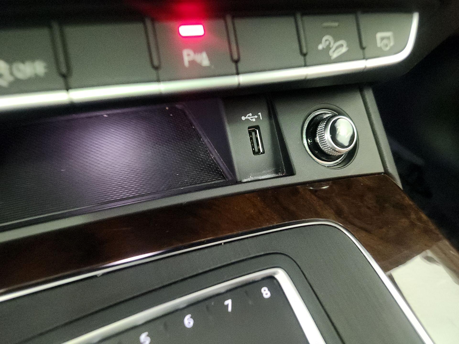 Thumbnail: 2019 Audi Q5 - 18