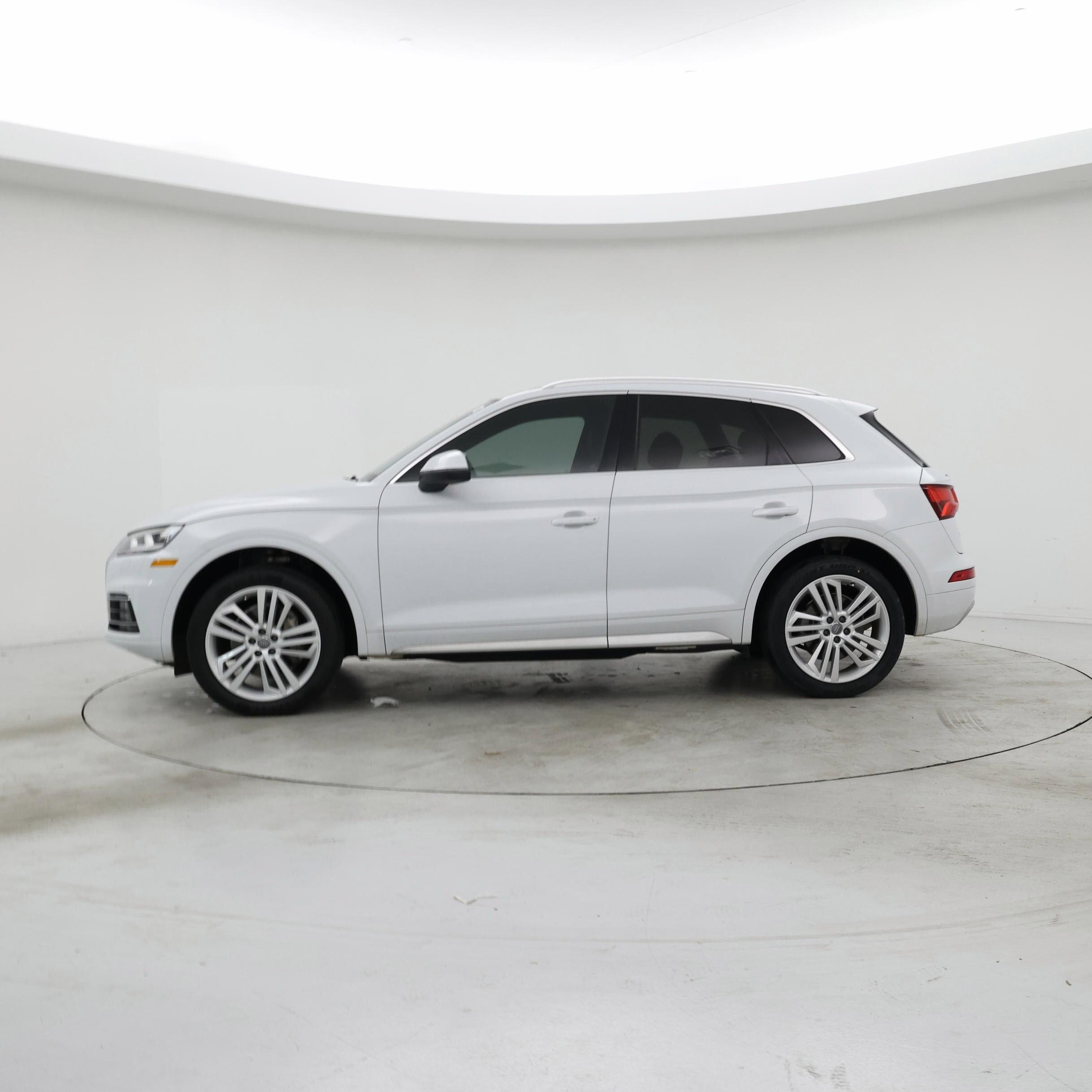 Thumbnail: 2019 Audi Q5 - 3