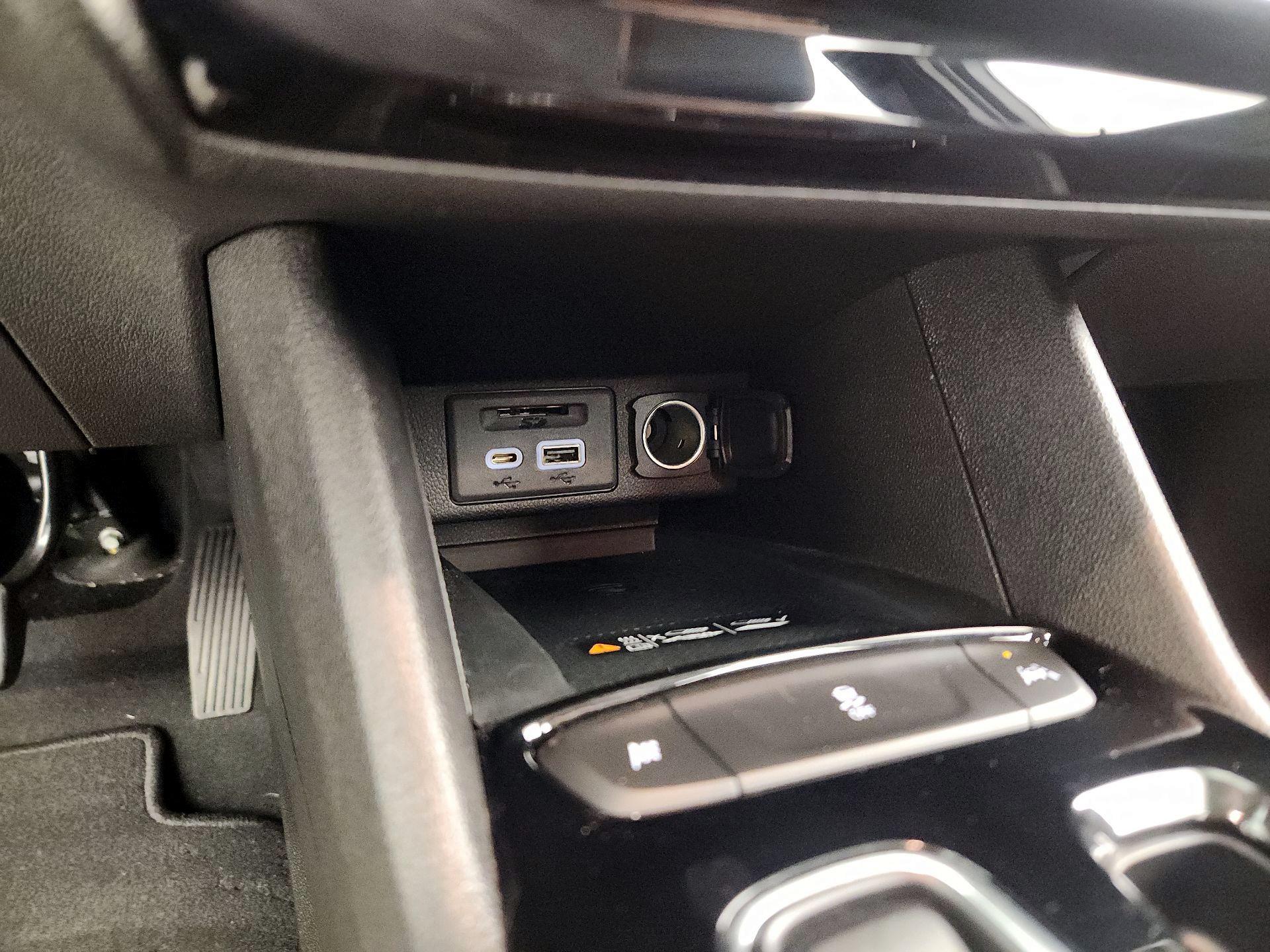 Thumbnail: 2023 Chevrolet Bolt EUV - 18