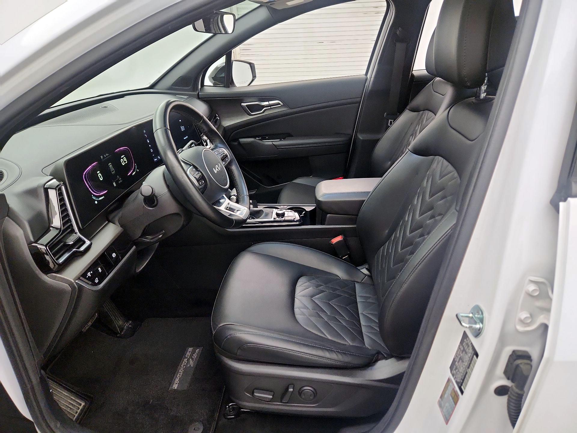 Thumbnail: 2023 Kia Sportage - 11