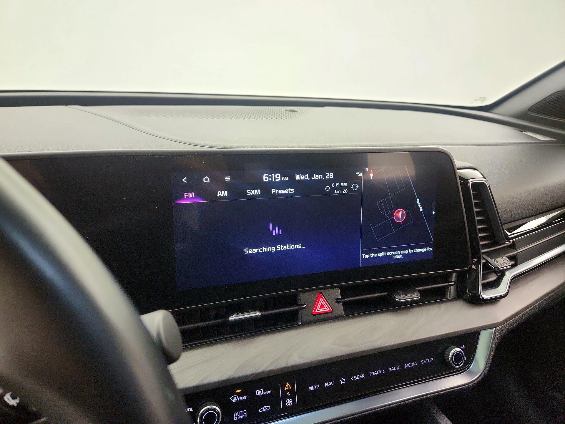 Thumbnail: 2023 Kia Sportage - 16