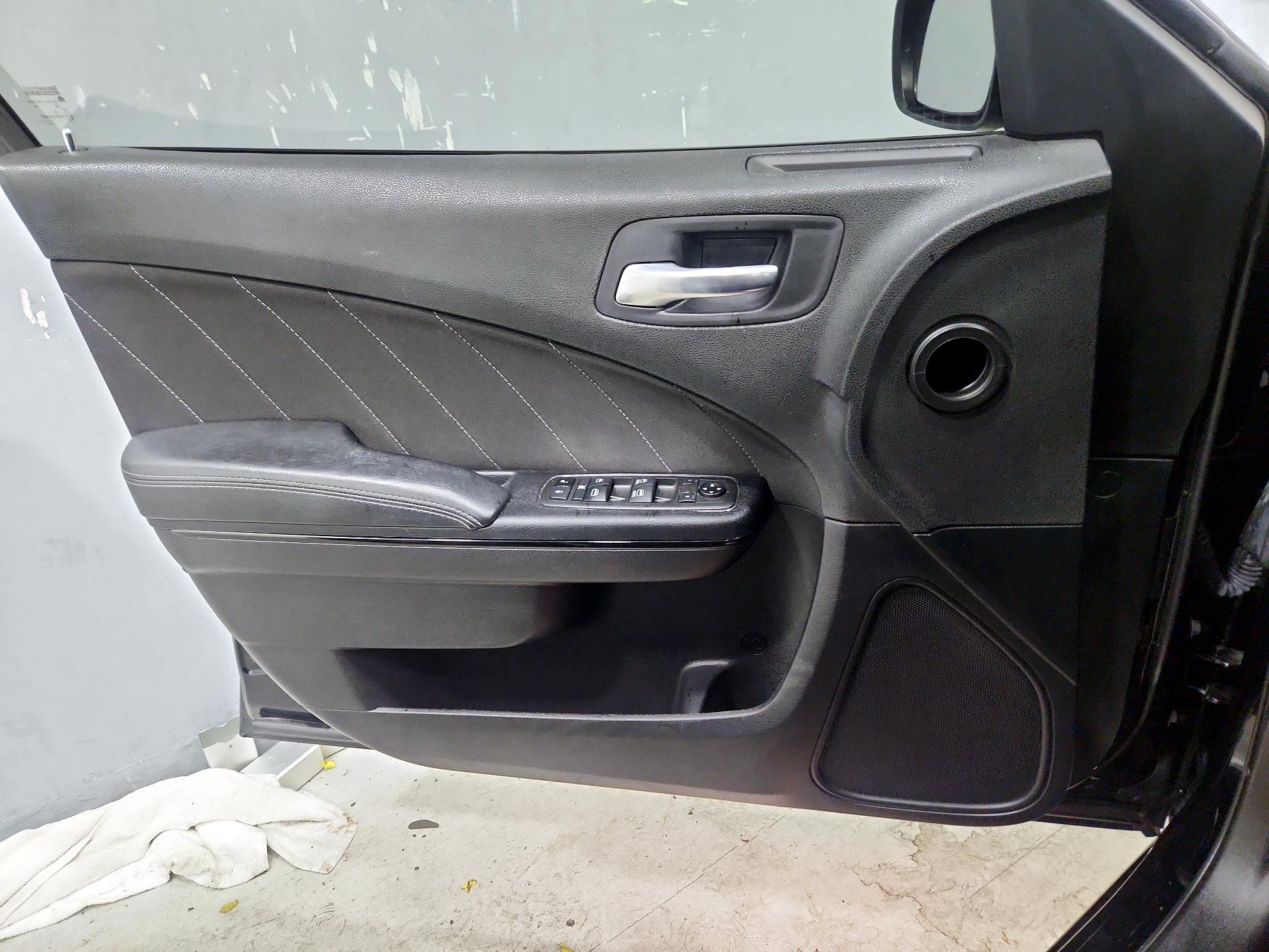 Thumbnail: 2021 Dodge Charger - 12