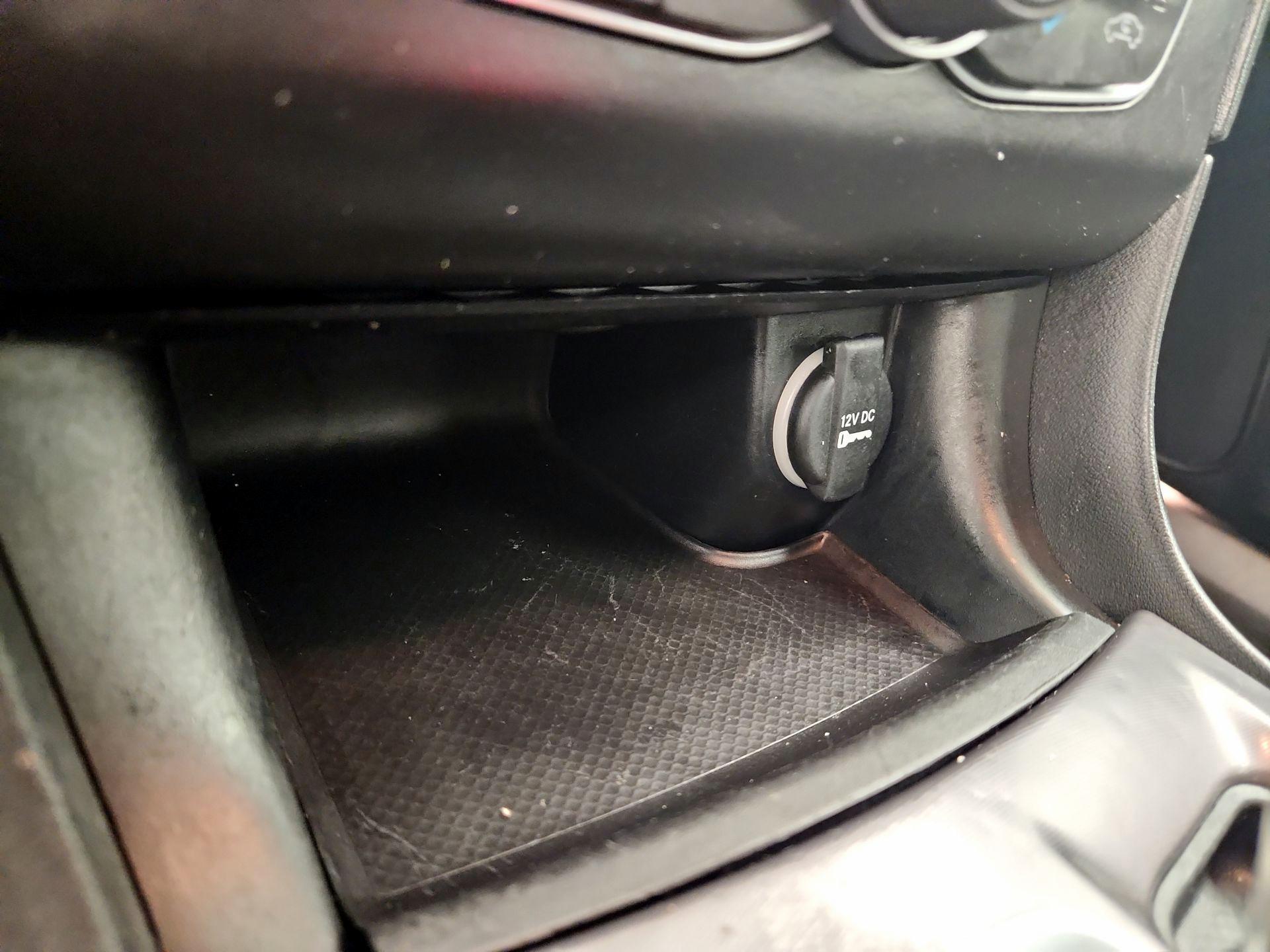 Thumbnail: 2022 Dodge Charger - 18