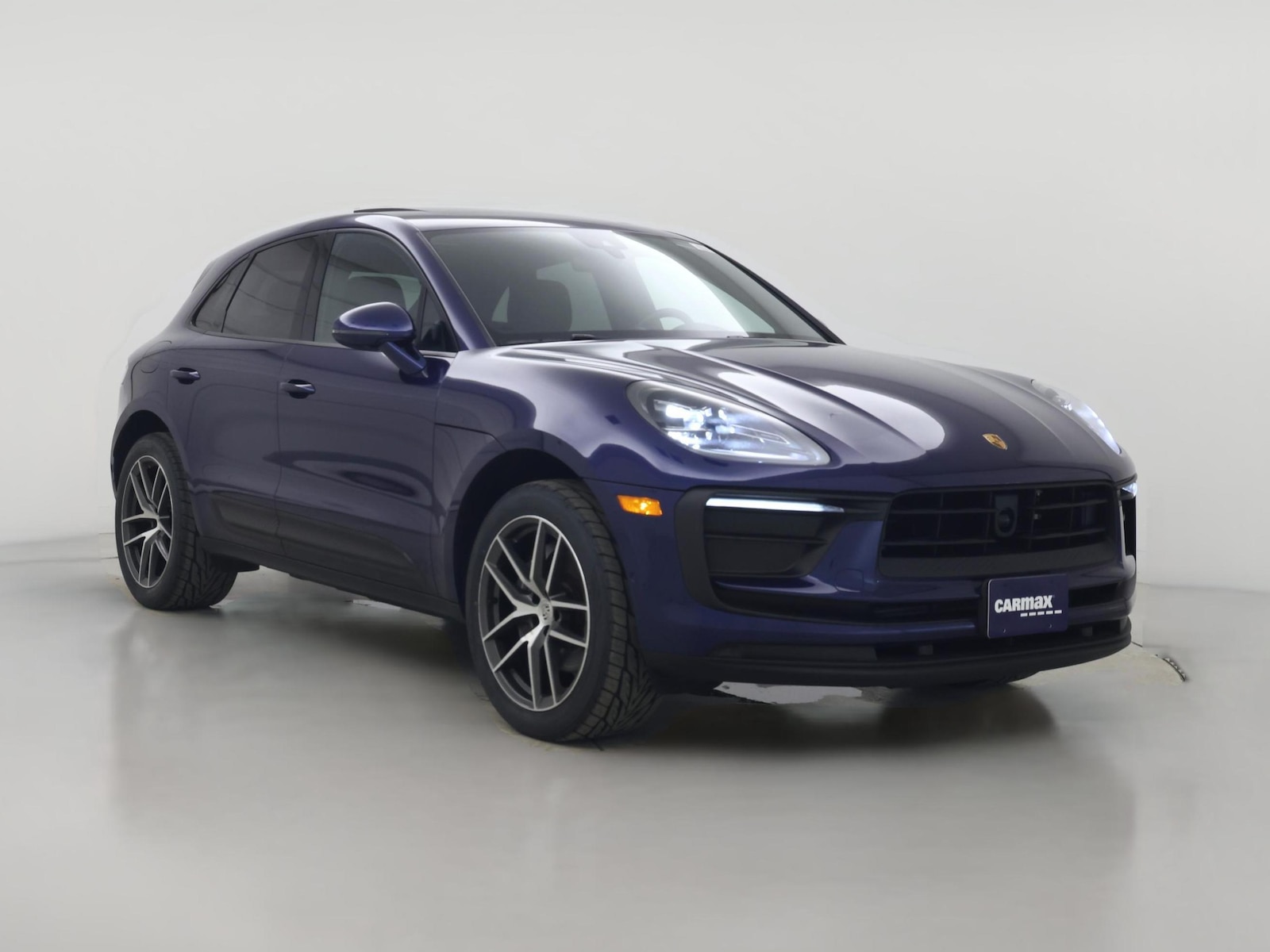 2023 Porsche Macan Base