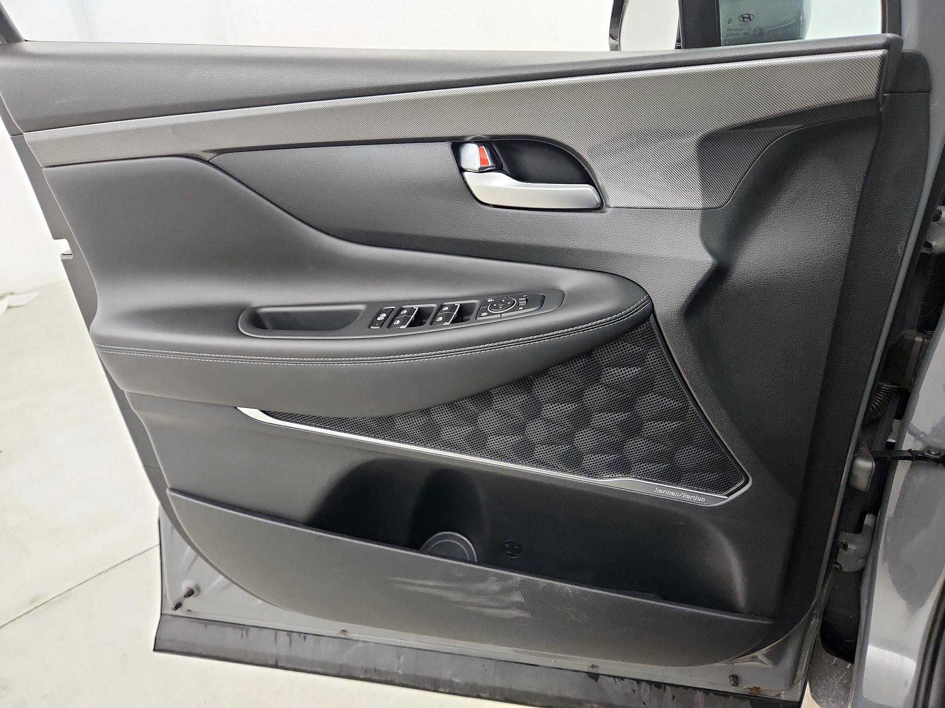 Thumbnail: 2023 Hyundai Santa Fe - 12