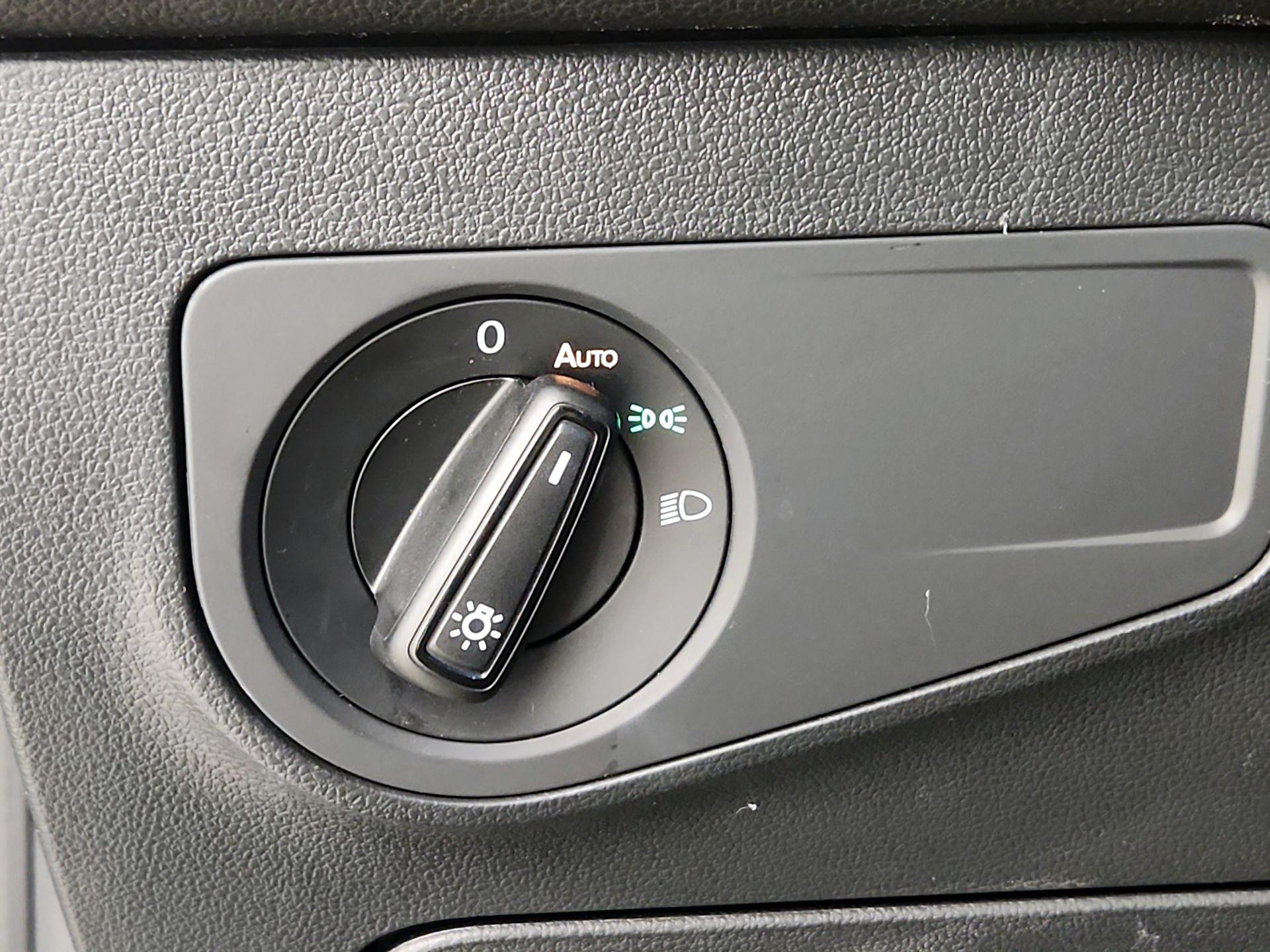 Thumbnail: 2024 Volkswagen Tiguan - 11