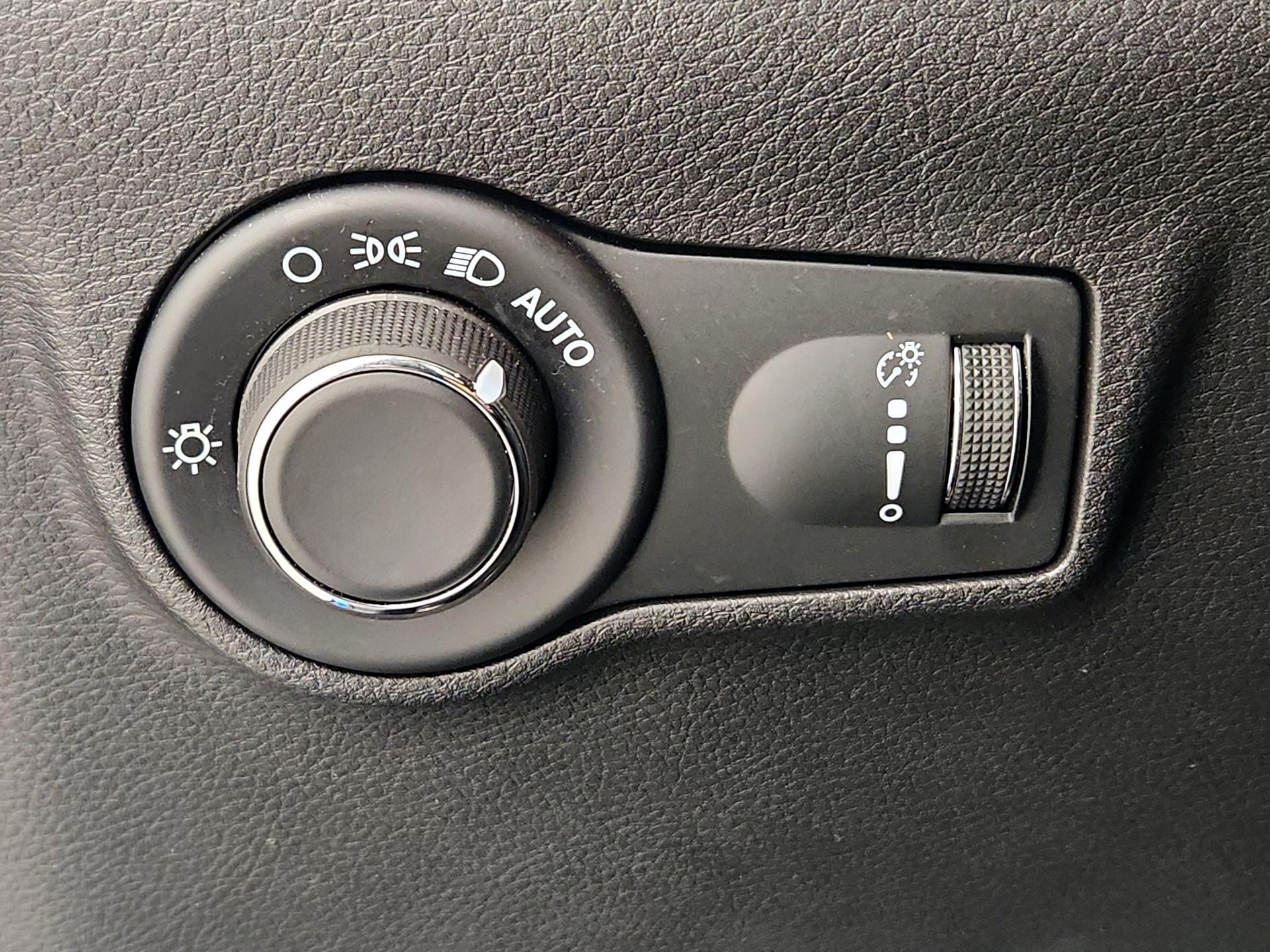 Thumbnail: 2024 Jeep Compass - 11