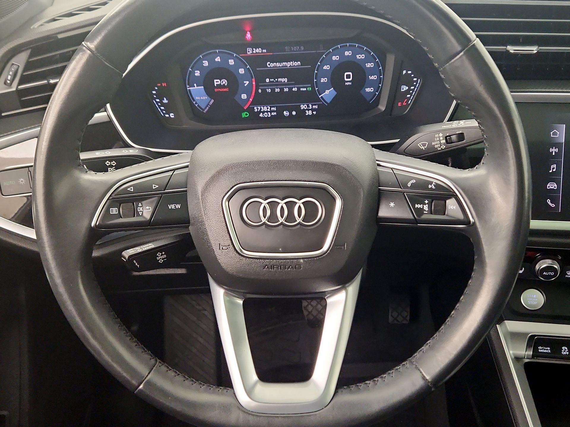 Thumbnail: 2020 Audi Q3 - 10