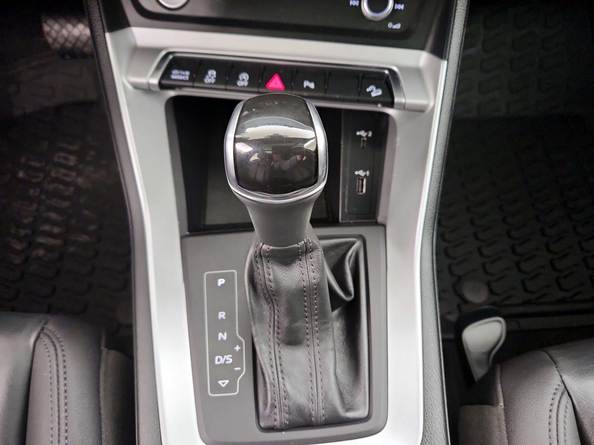 Thumbnail: 2020 Audi Q3 - 17