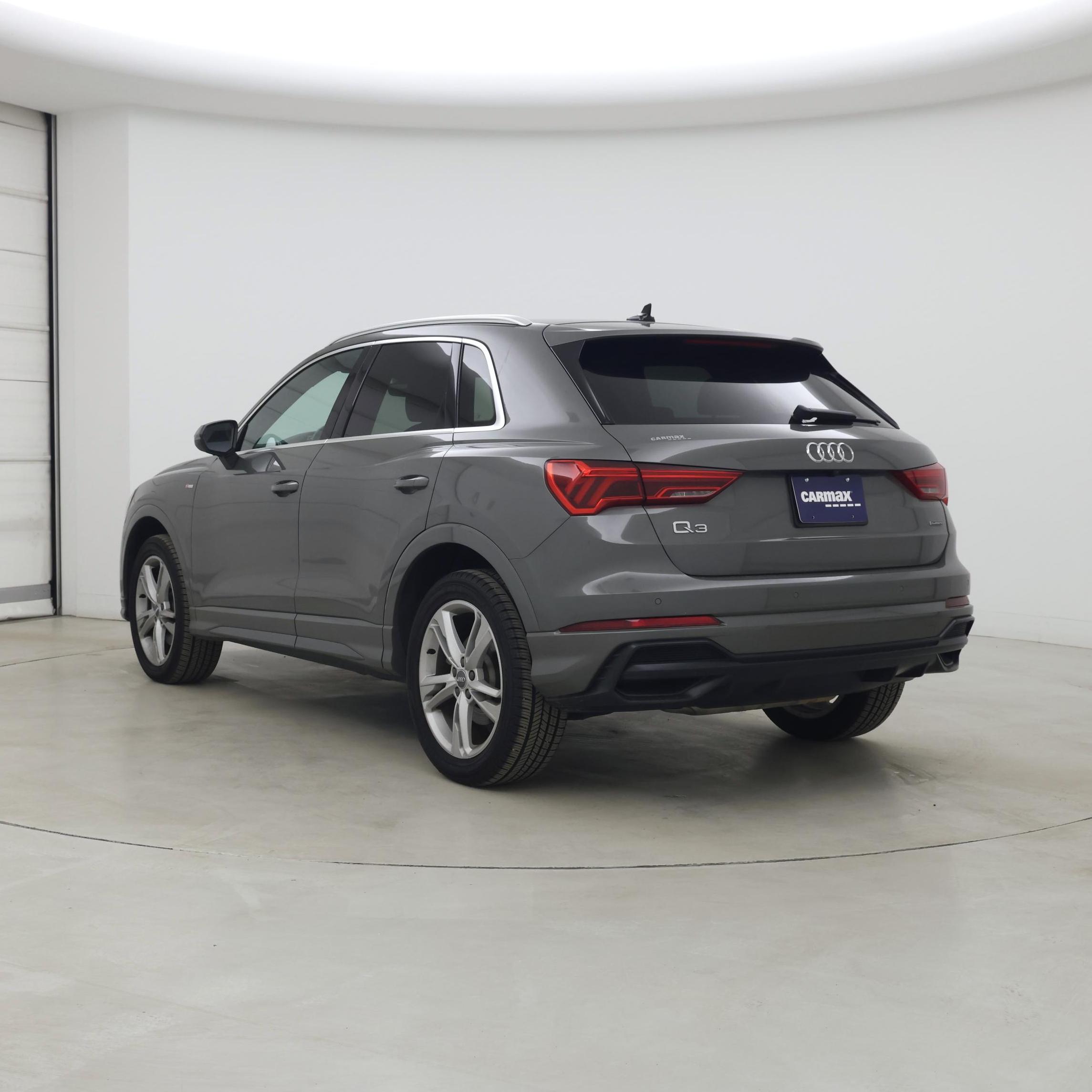 Thumbnail: 2020 Audi Q3 - 2