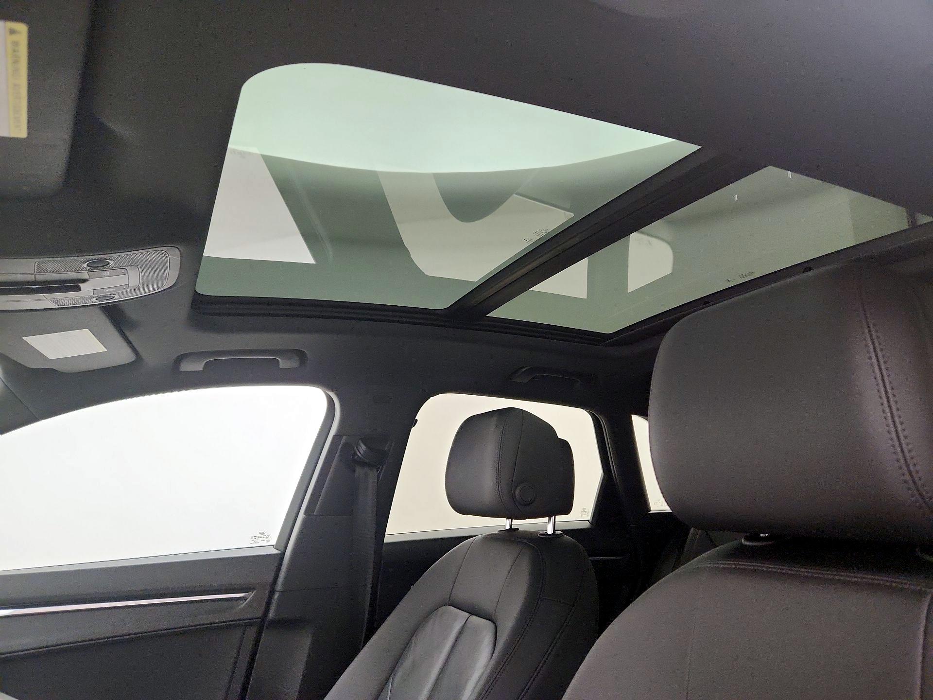 Thumbnail: 2020 Audi Q3 - 19