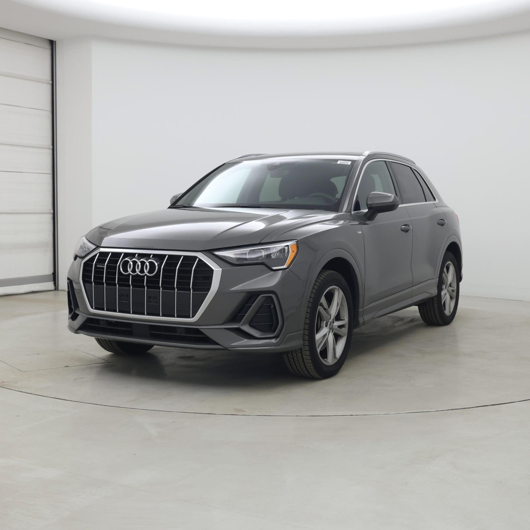 Thumbnail: 2020 Audi Q3 - 4