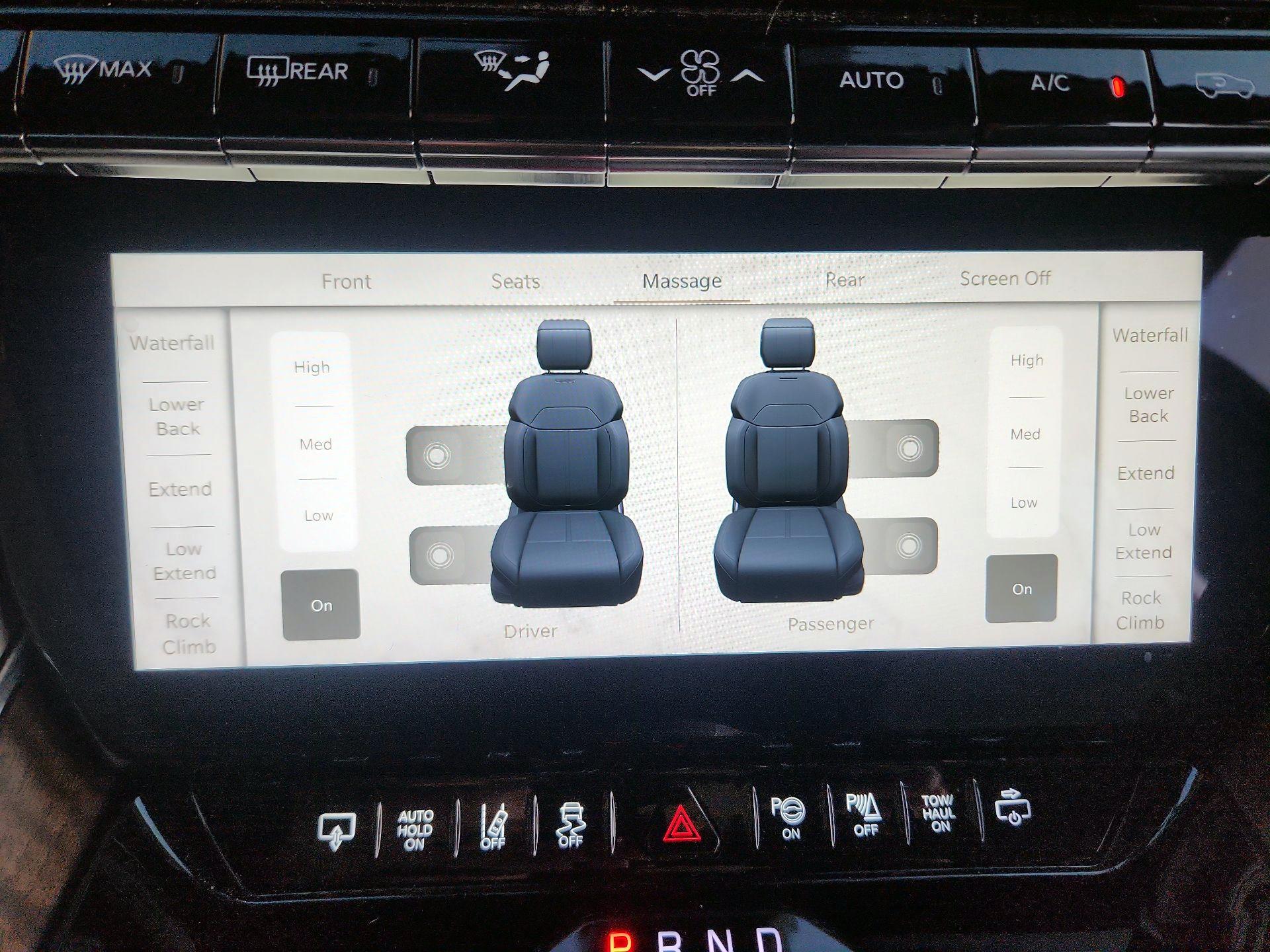 Thumbnail: 2022 Jeep Grand Wagoneer - 17
