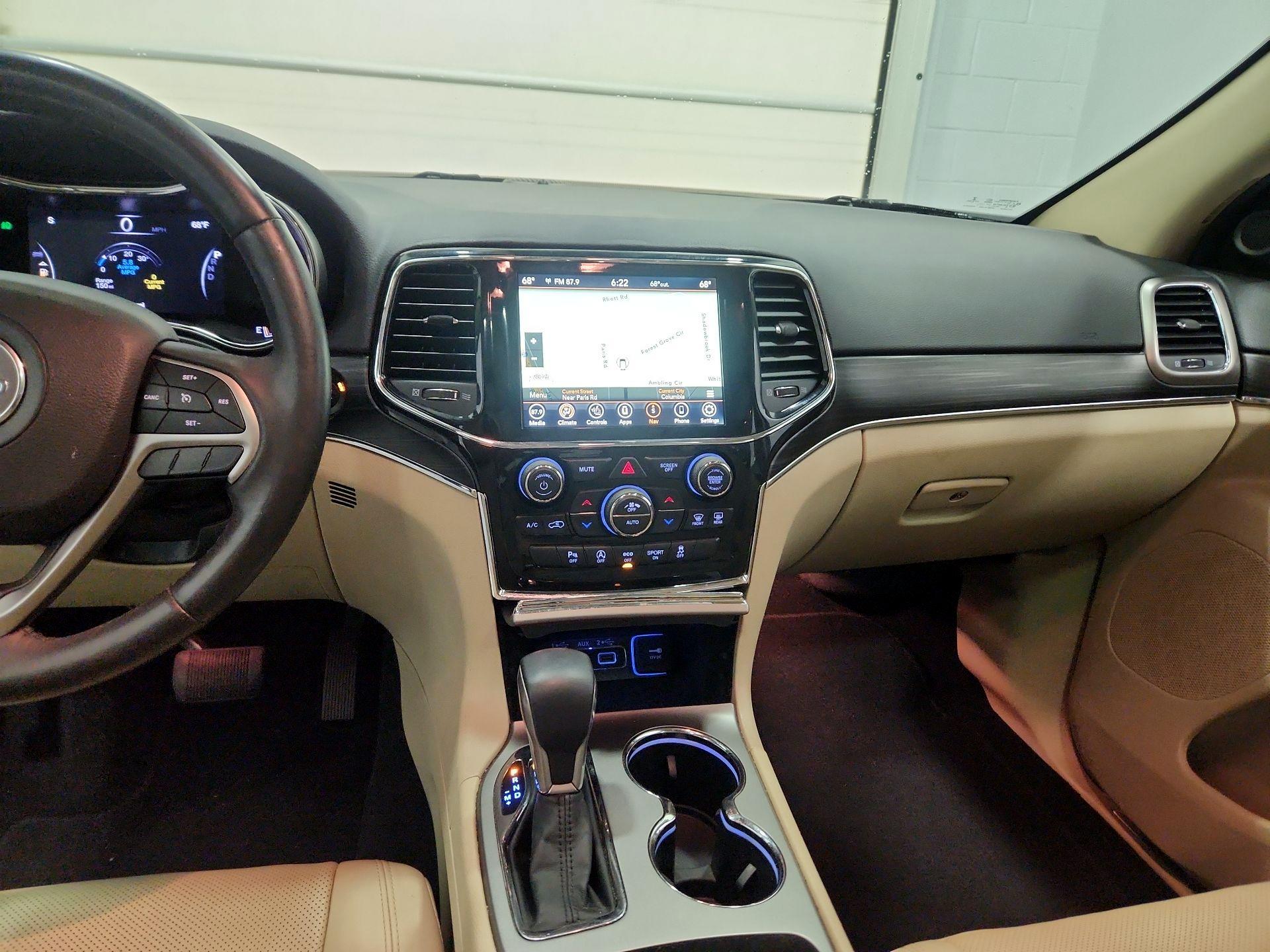 Thumbnail: 2020 Jeep Grand Cherokee - 9