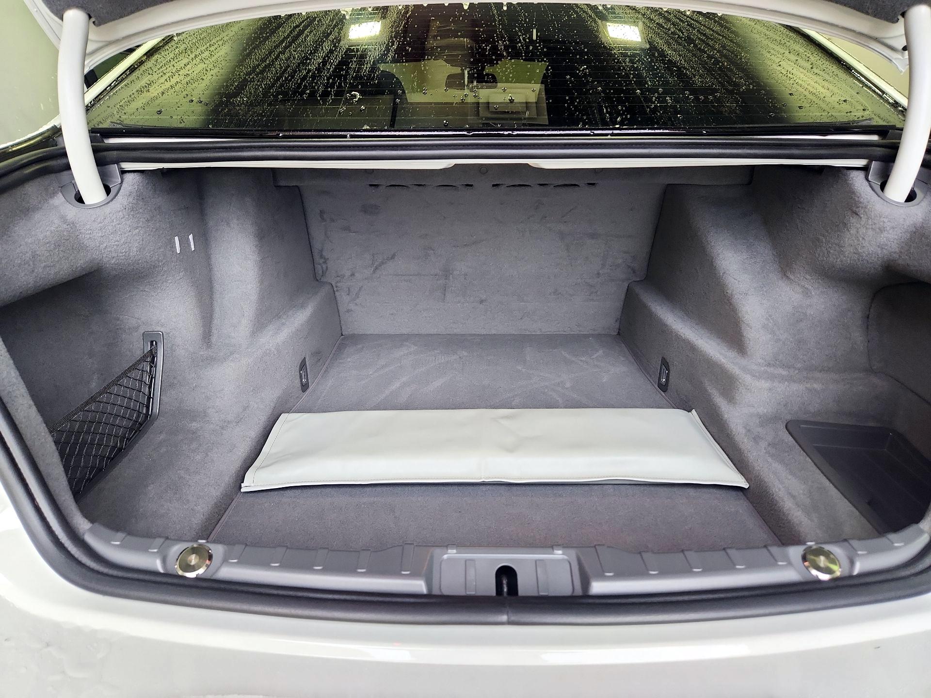 Thumbnail: 2015 BMW 7 Series - 20