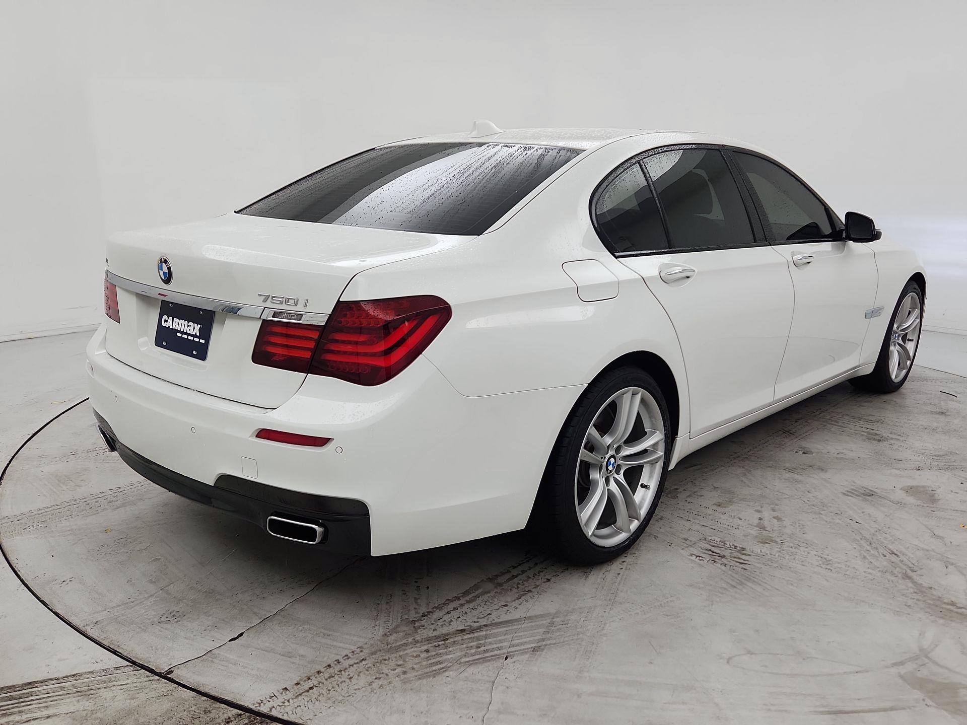 Thumbnail: 2015 BMW 7 Series - 5