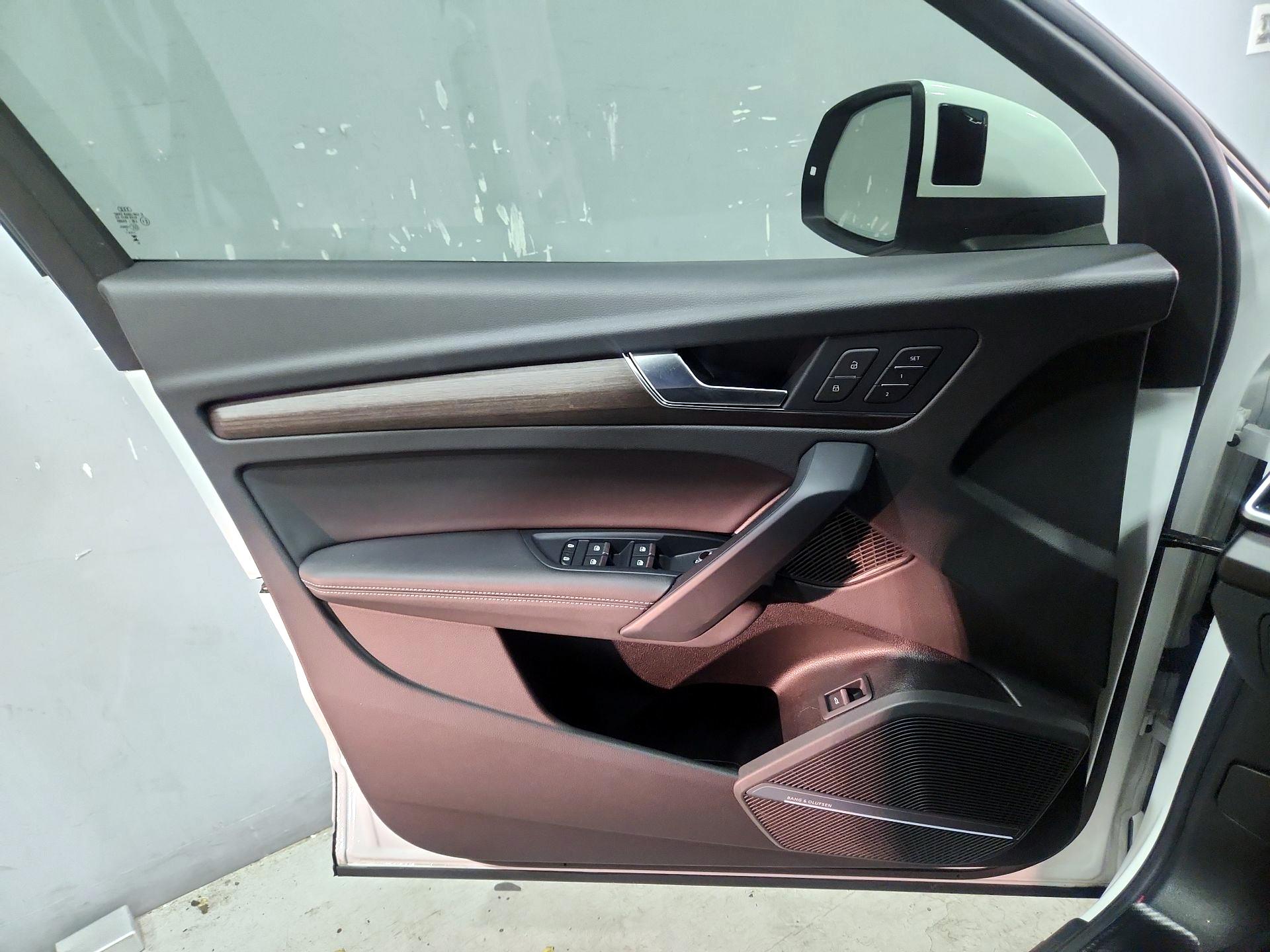 Thumbnail: 2023 Audi Q5 - 12