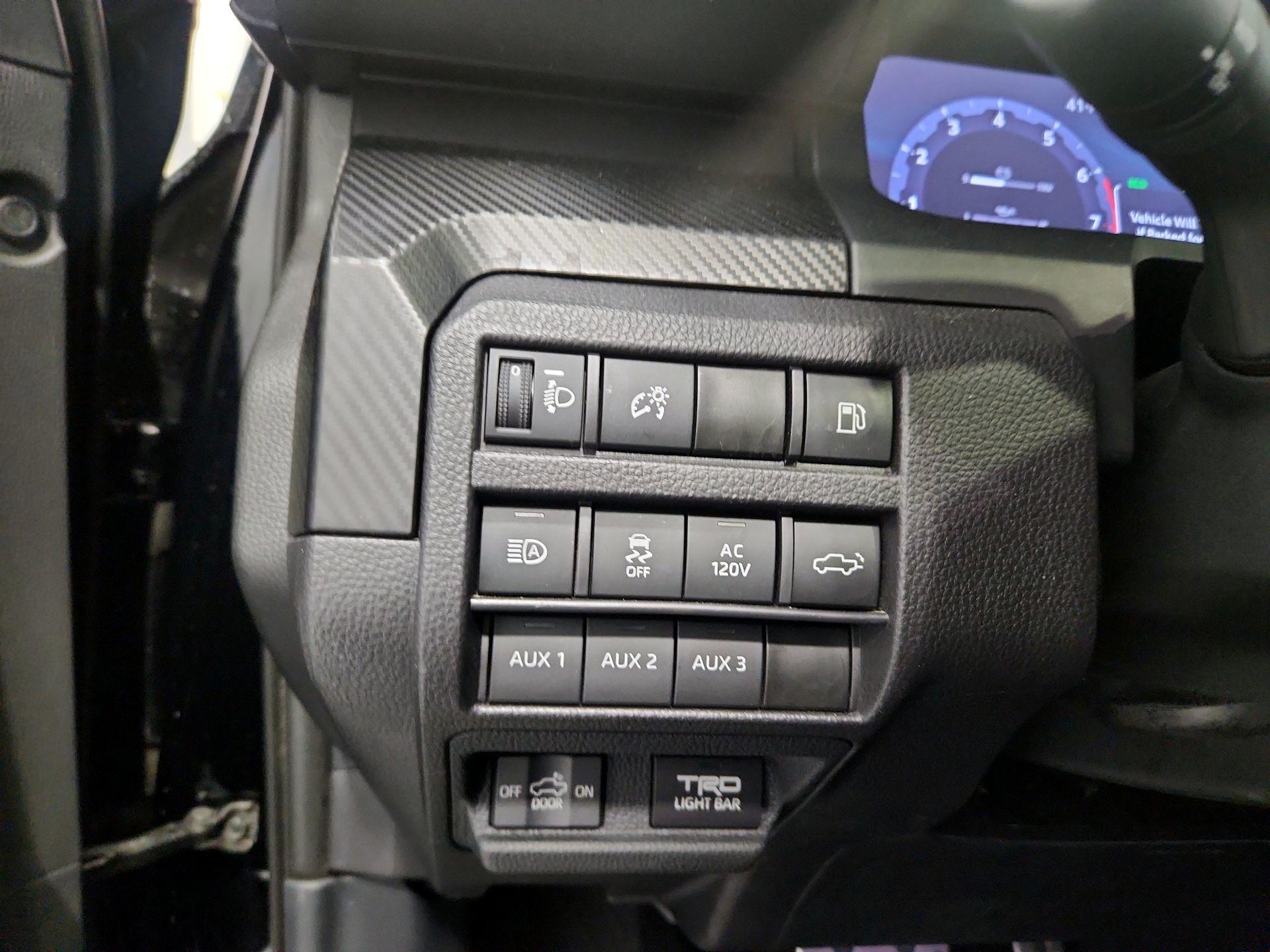 Thumbnail: 2024 Toyota Tacoma - 13