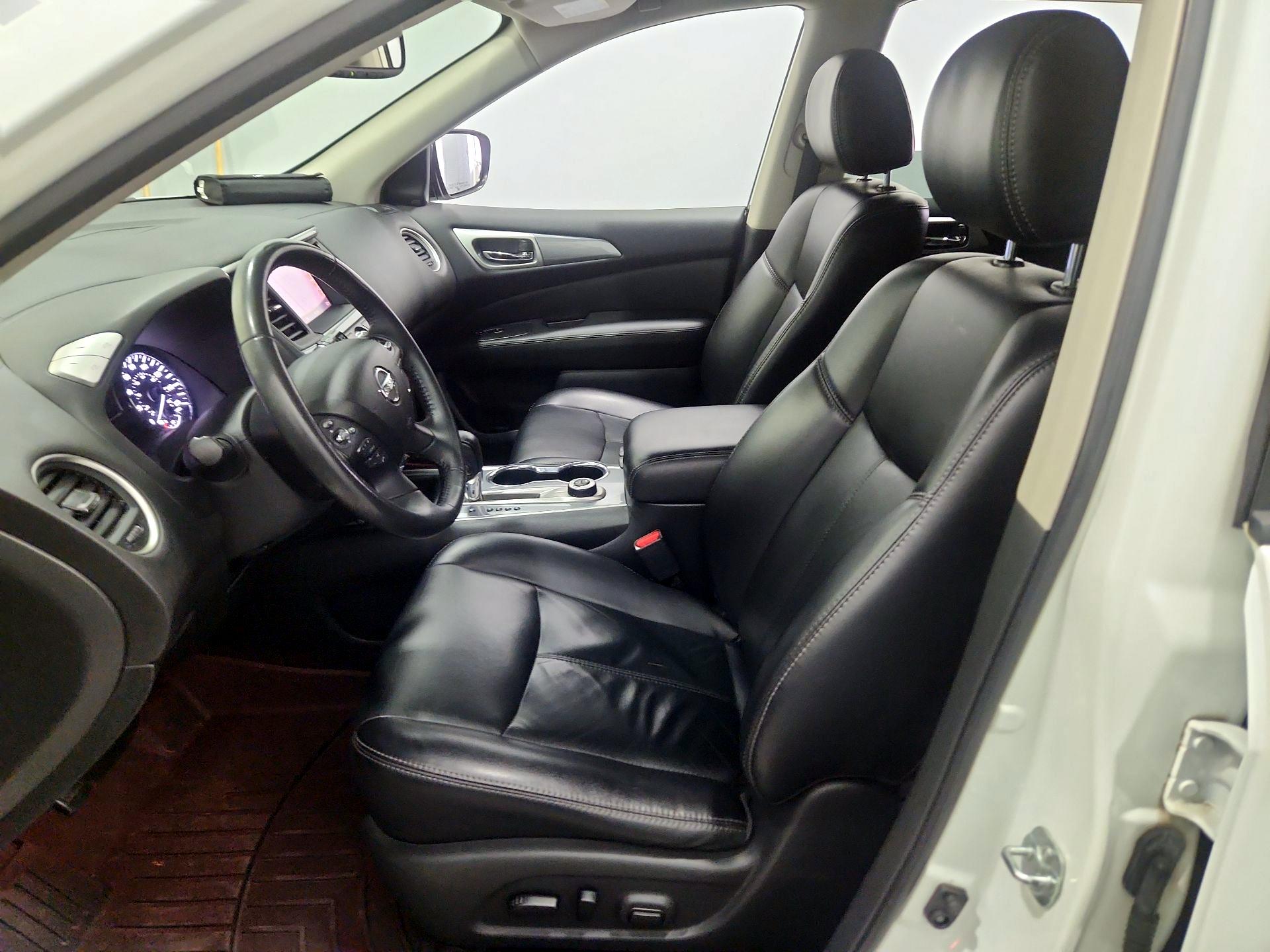 Thumbnail: 2018 Nissan Pathfinder - 11