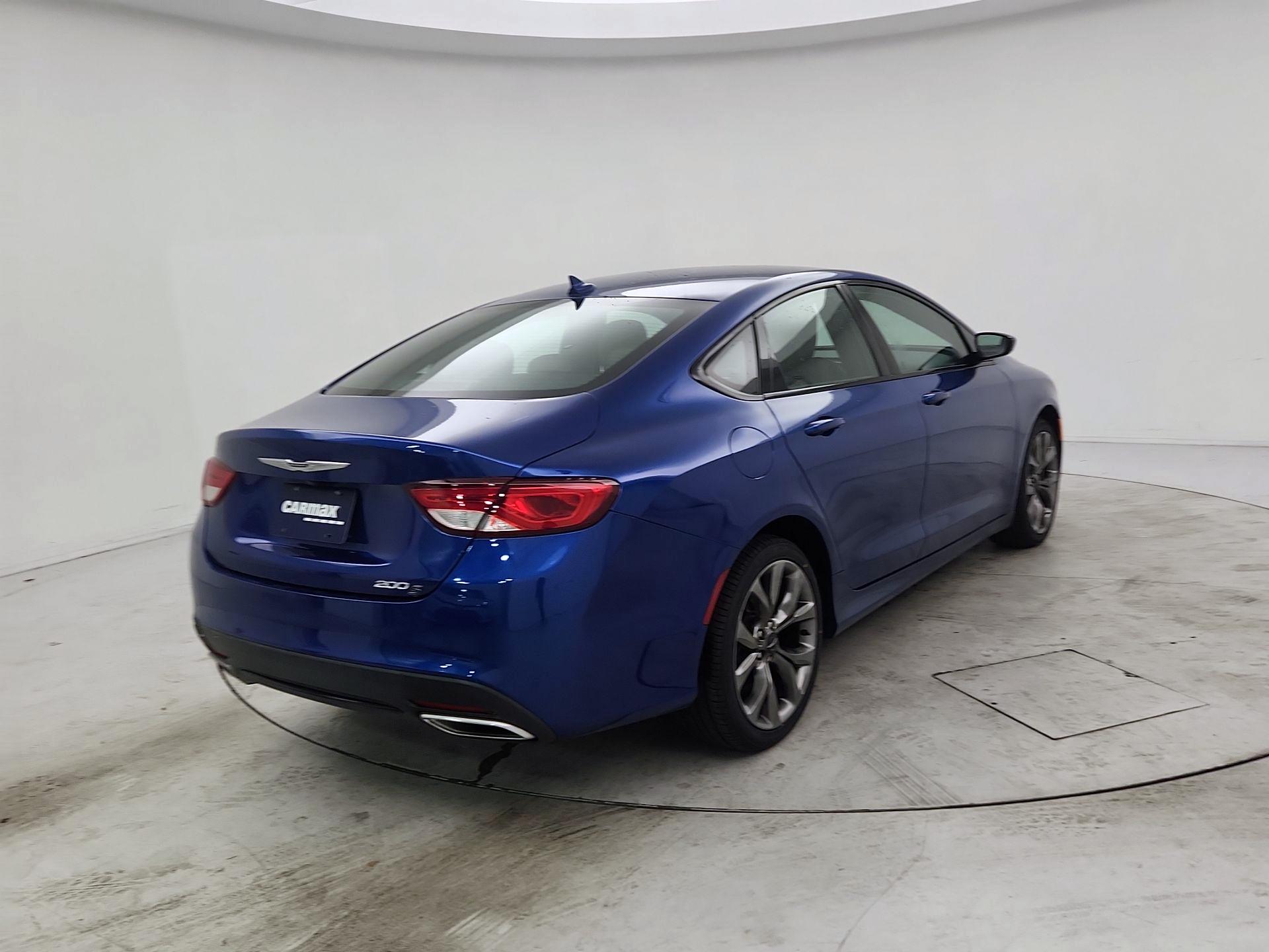 Thumbnail: 2016 Chrysler 200 - 5