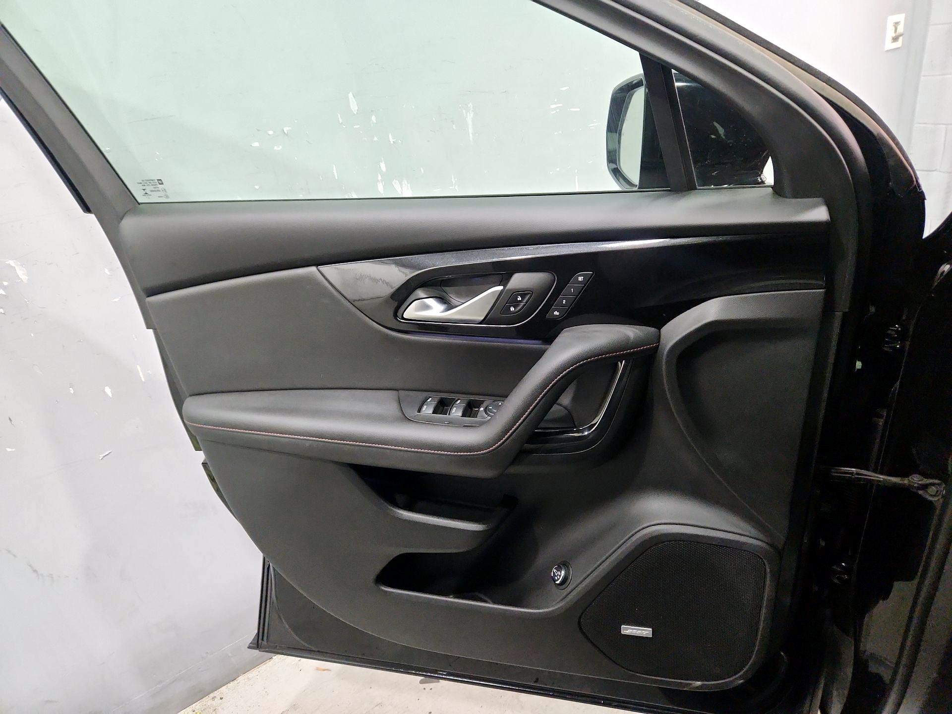 Thumbnail: 2022 Chevrolet Blazer - 12