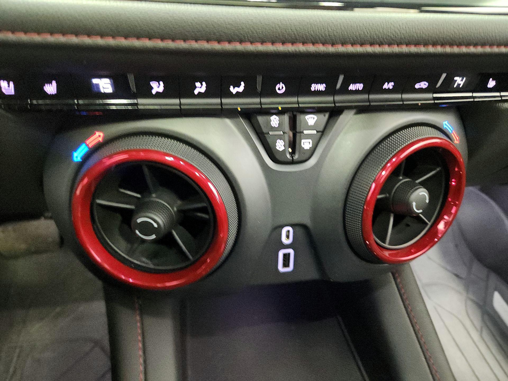 Thumbnail: 2022 Chevrolet Blazer - 19