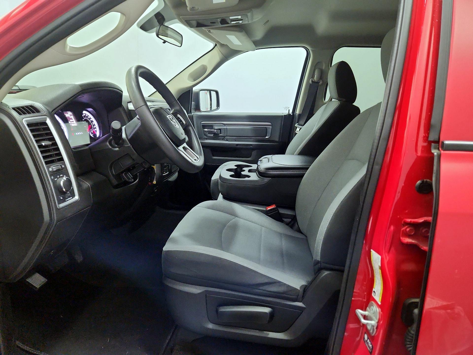 Thumbnail: 2024 RAM 1500 Classic - 11