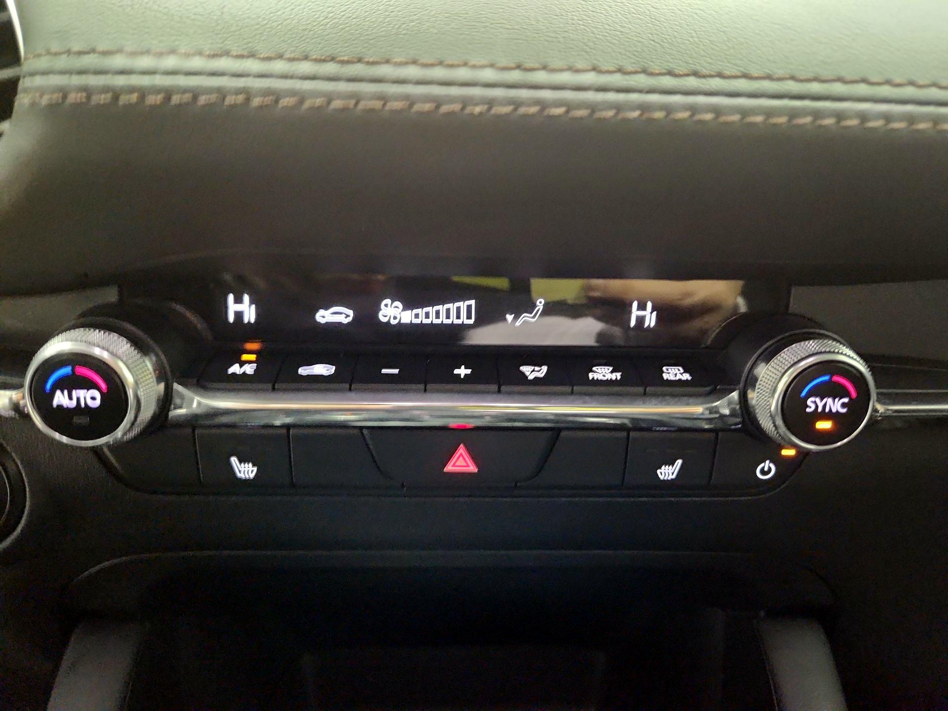 Thumbnail: 2025 Mazda Mazda3 - 17