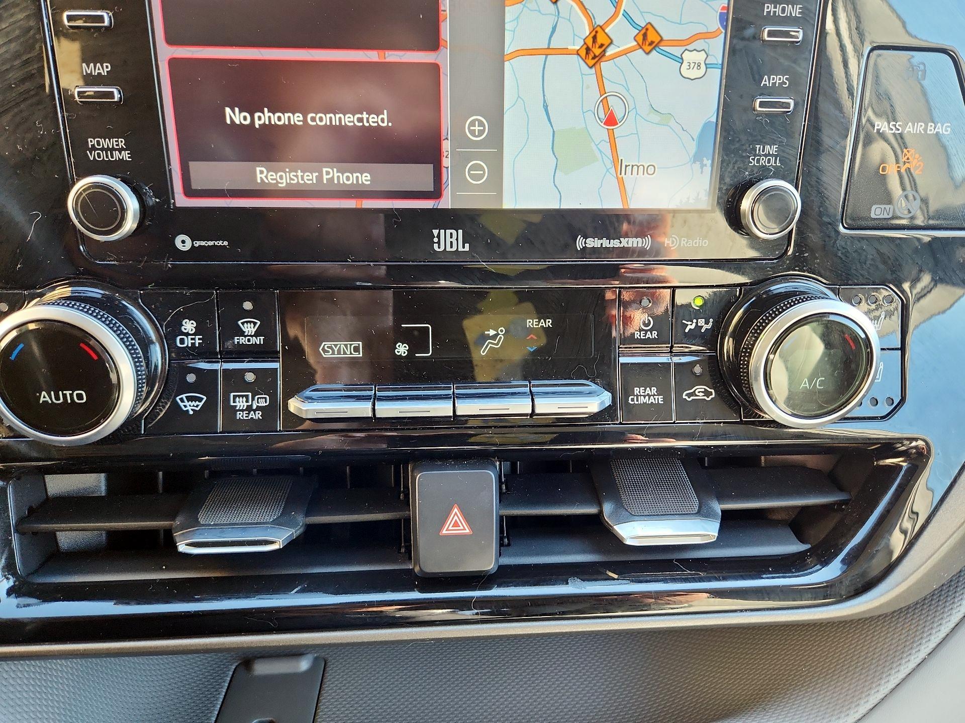 Thumbnail: 2021 Toyota Highlander - 17