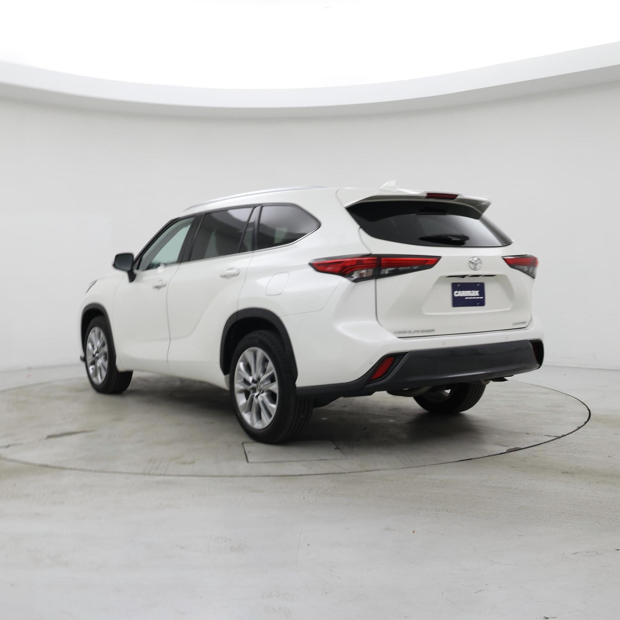 Thumbnail: 2021 Toyota Highlander - 2