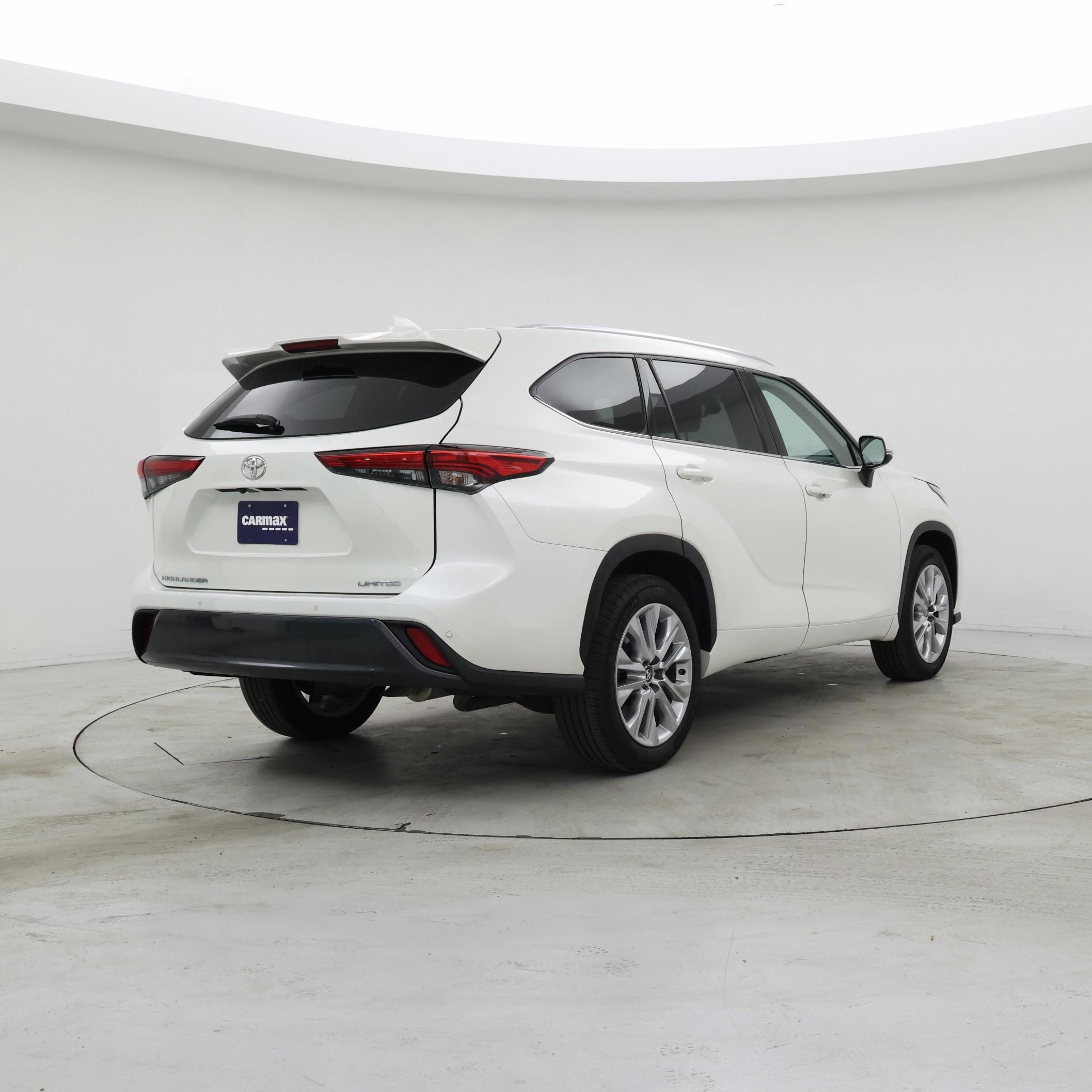 Thumbnail: 2021 Toyota Highlander - 8