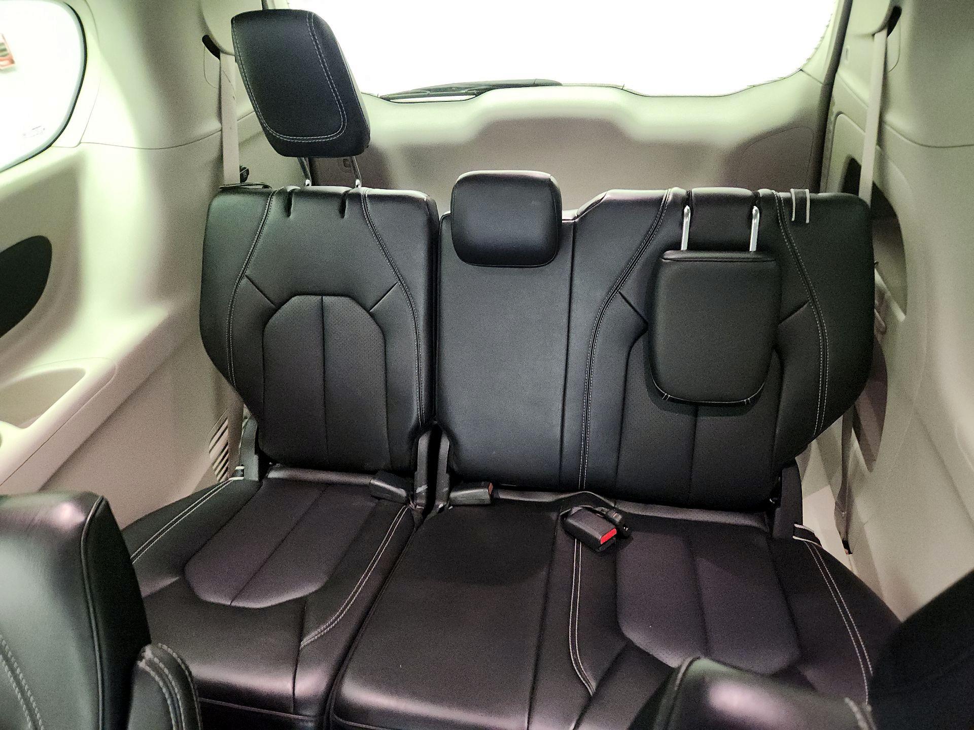 Thumbnail: 2024 Chrysler Pacifica - 20