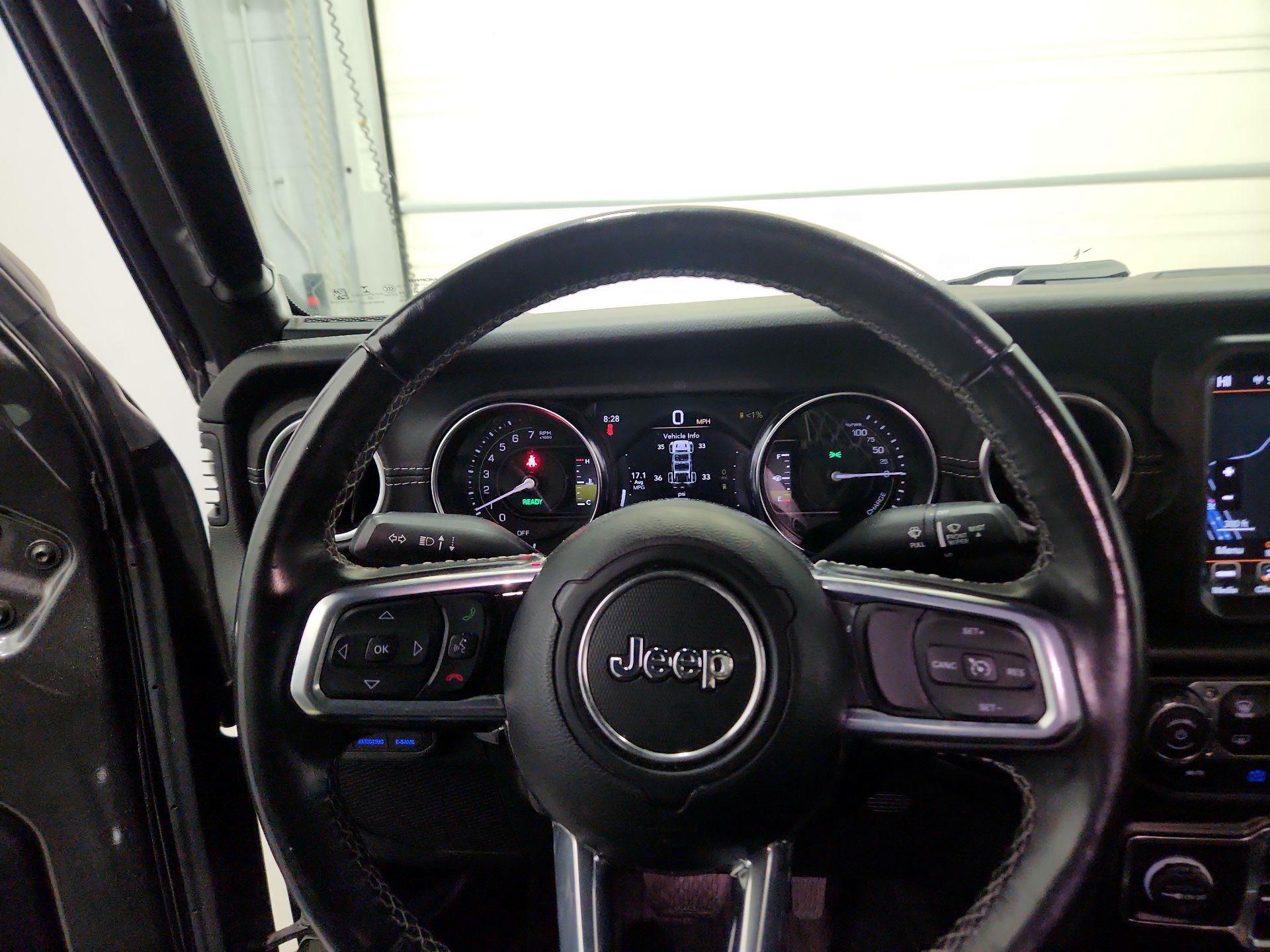 Thumbnail: 2022 Jeep Wrangler - 10