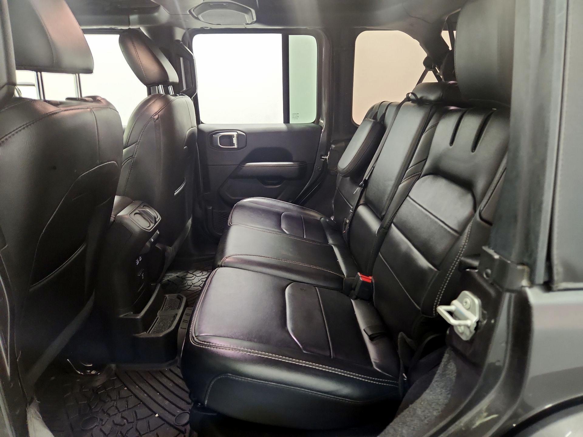 Thumbnail: 2022 Jeep Wrangler - 20